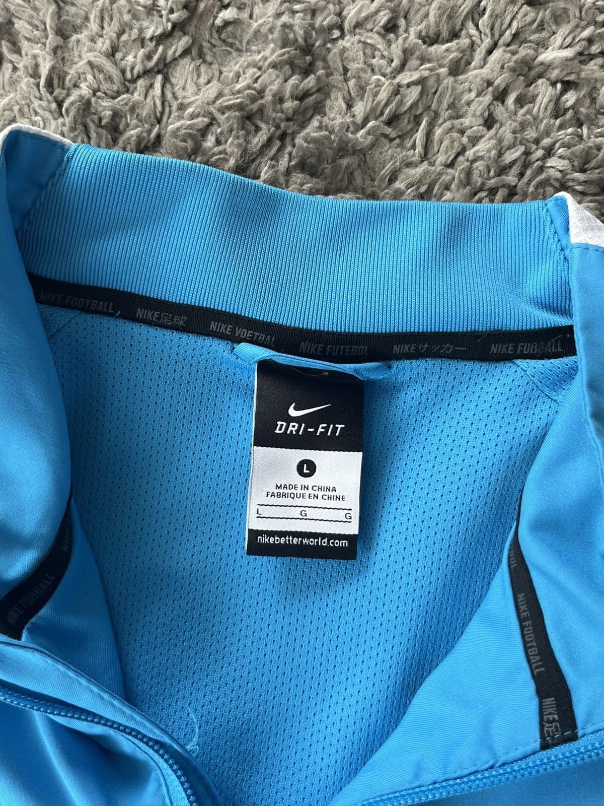Nike Vintage Light Jacket Nike Soccer football Manchester City Size US L / EU 52-54 / 3 - 7 Thumbnail