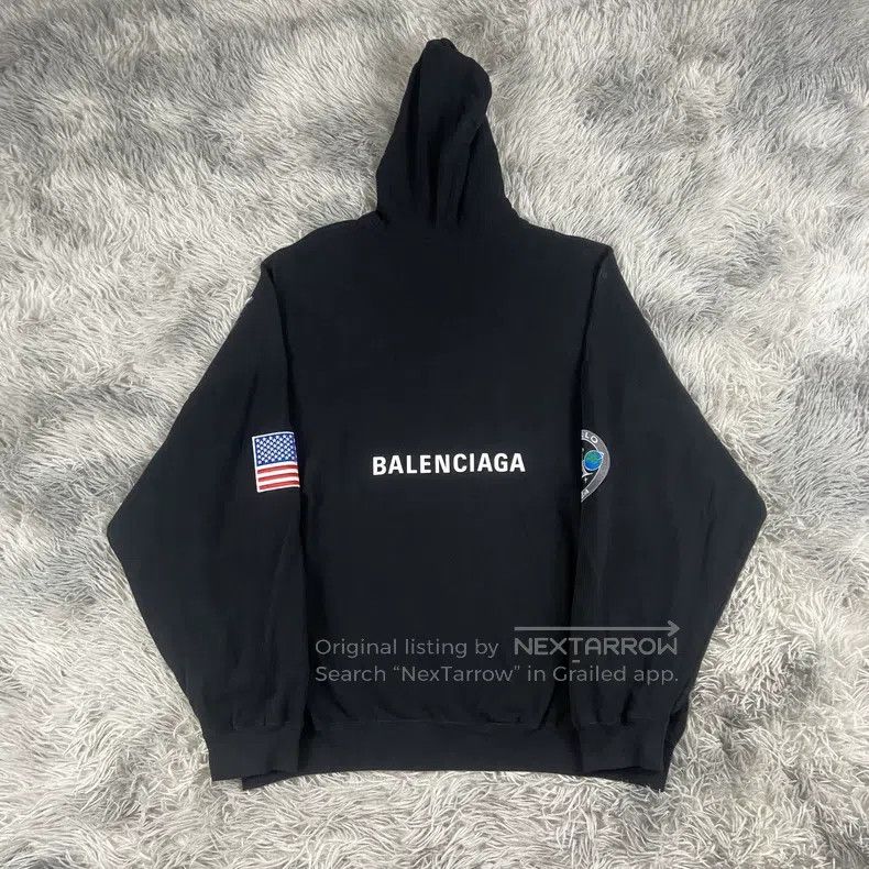 Balenciaga Balenciaga Black NASA Logo Sweatshirt Size US XXS / EU 40 - 2 Thumbnail