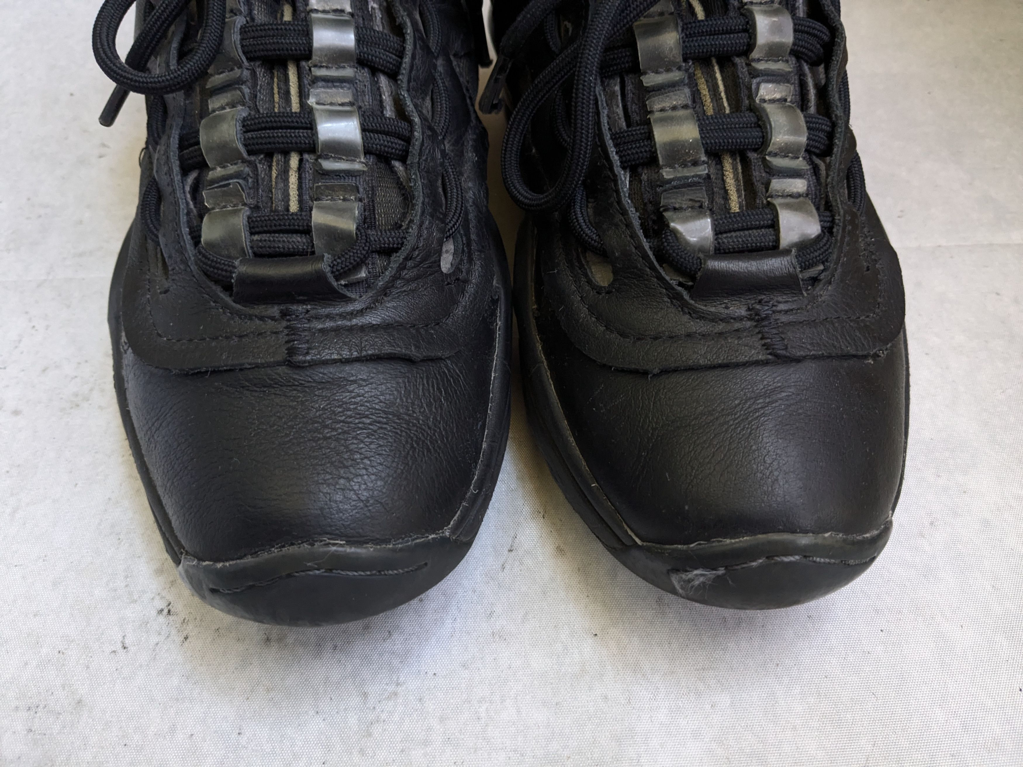 Maison Margiela Maison Margiela Reebok Question Black 9.5 High Tops Leather Size US 9.5 / EU 42-43 - 4 Thumbnail