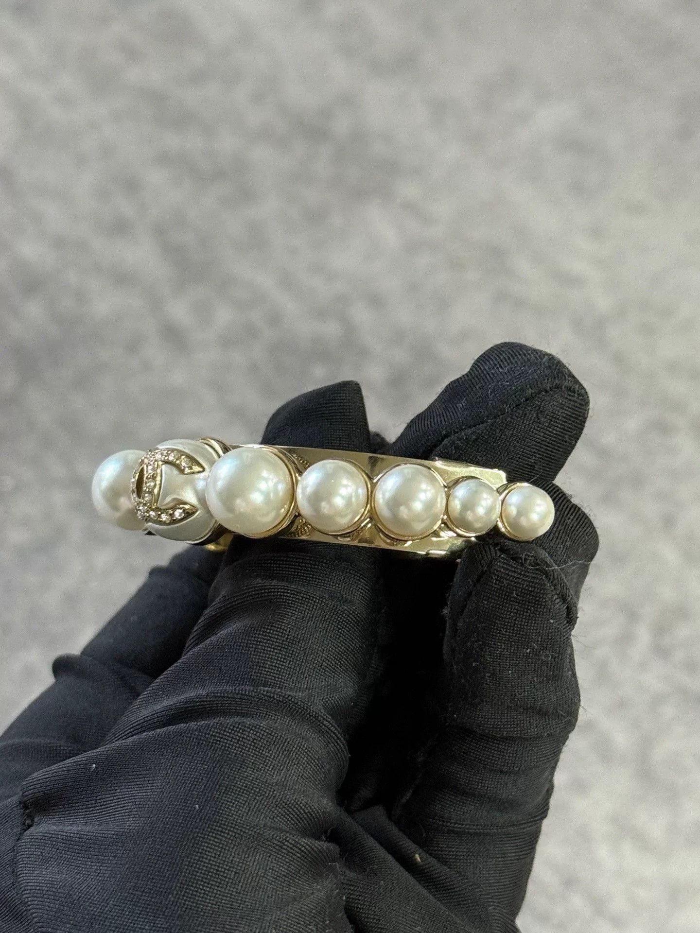 Chanel Chanel 22S Diamond CC Pearl Hair Clip Size US XXS / EU 40 - 5 Thumbnail