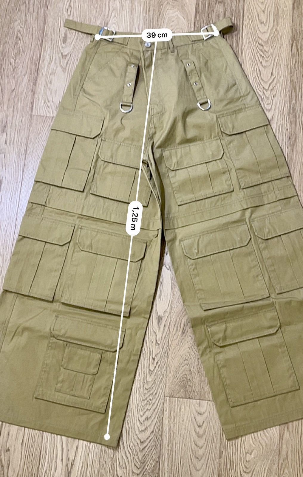 Vetements Vetements multipocket cargo pants Size US 34 / EU 50 - 12 Thumbnail