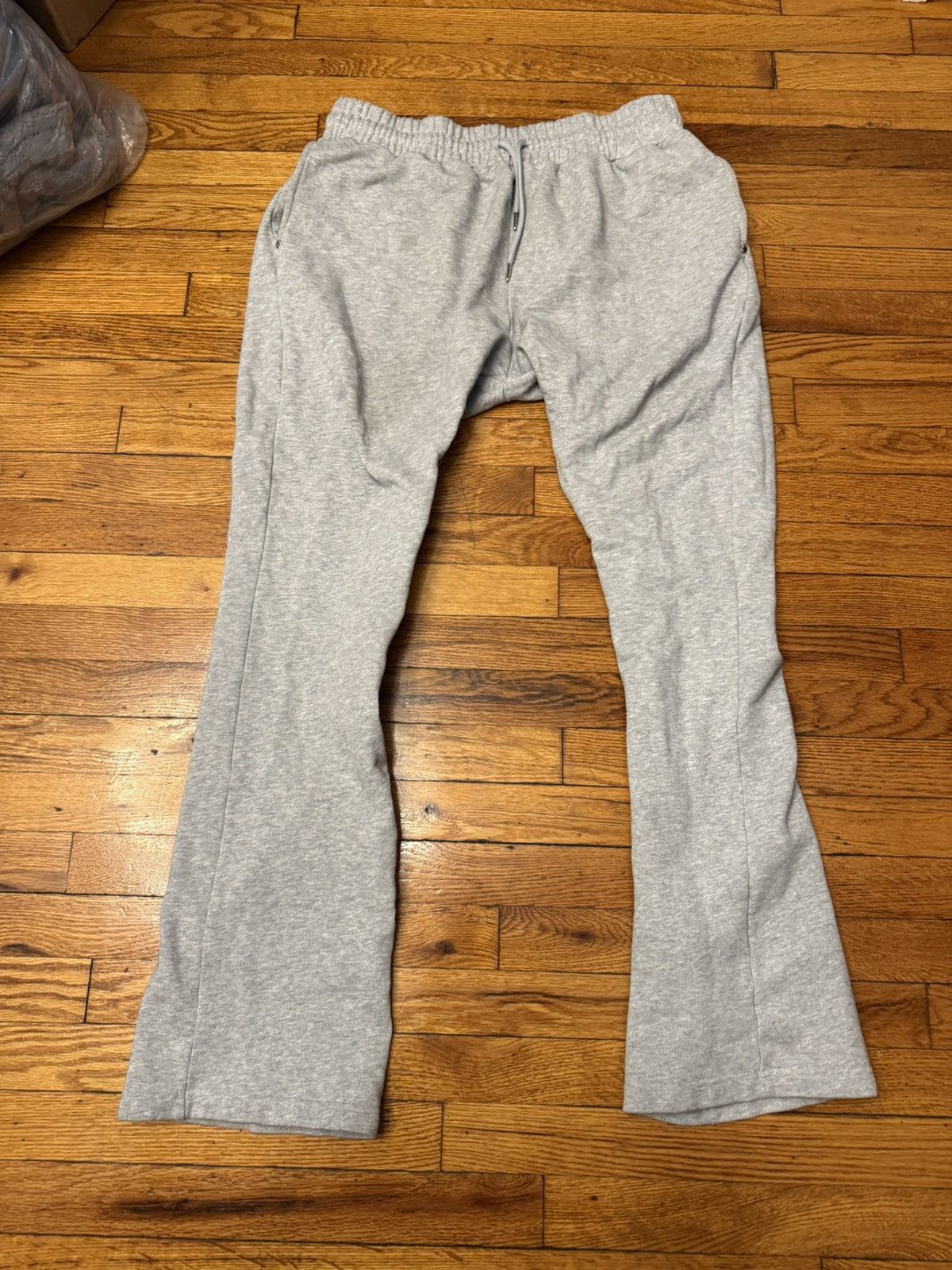 LOSTSHDWS Lostshdws Sweatpants Size XL Size US 36 / EU 52 - 1 Thumbnail