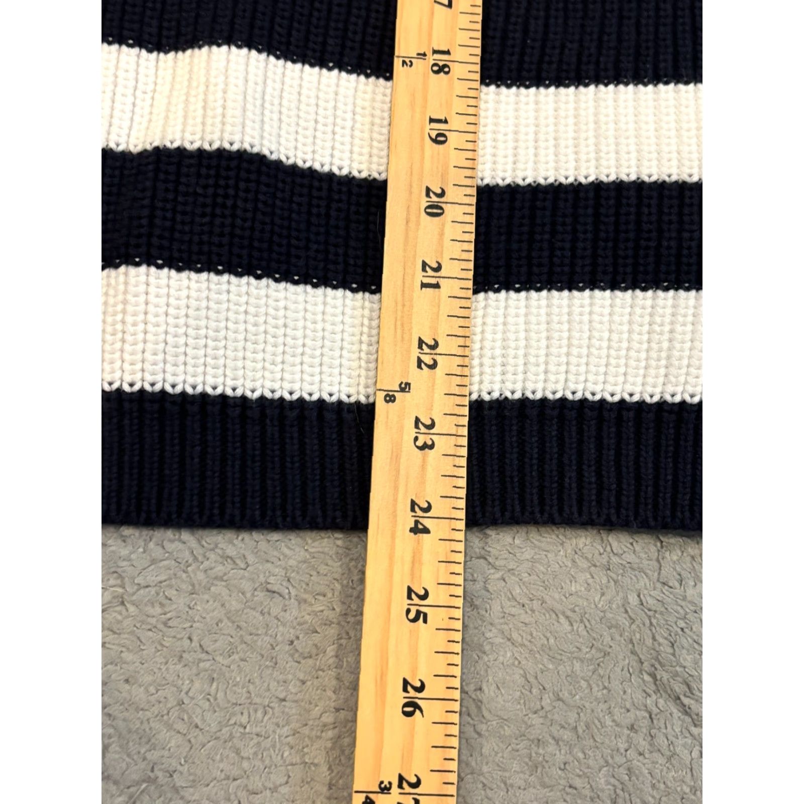 Tommy Hilfiger Tommy Hilfiger Sweater Womens Small Boat Neck Striped Color Block Red White Blue Size S / US 4 / IT 40 - 4 Thumbnail