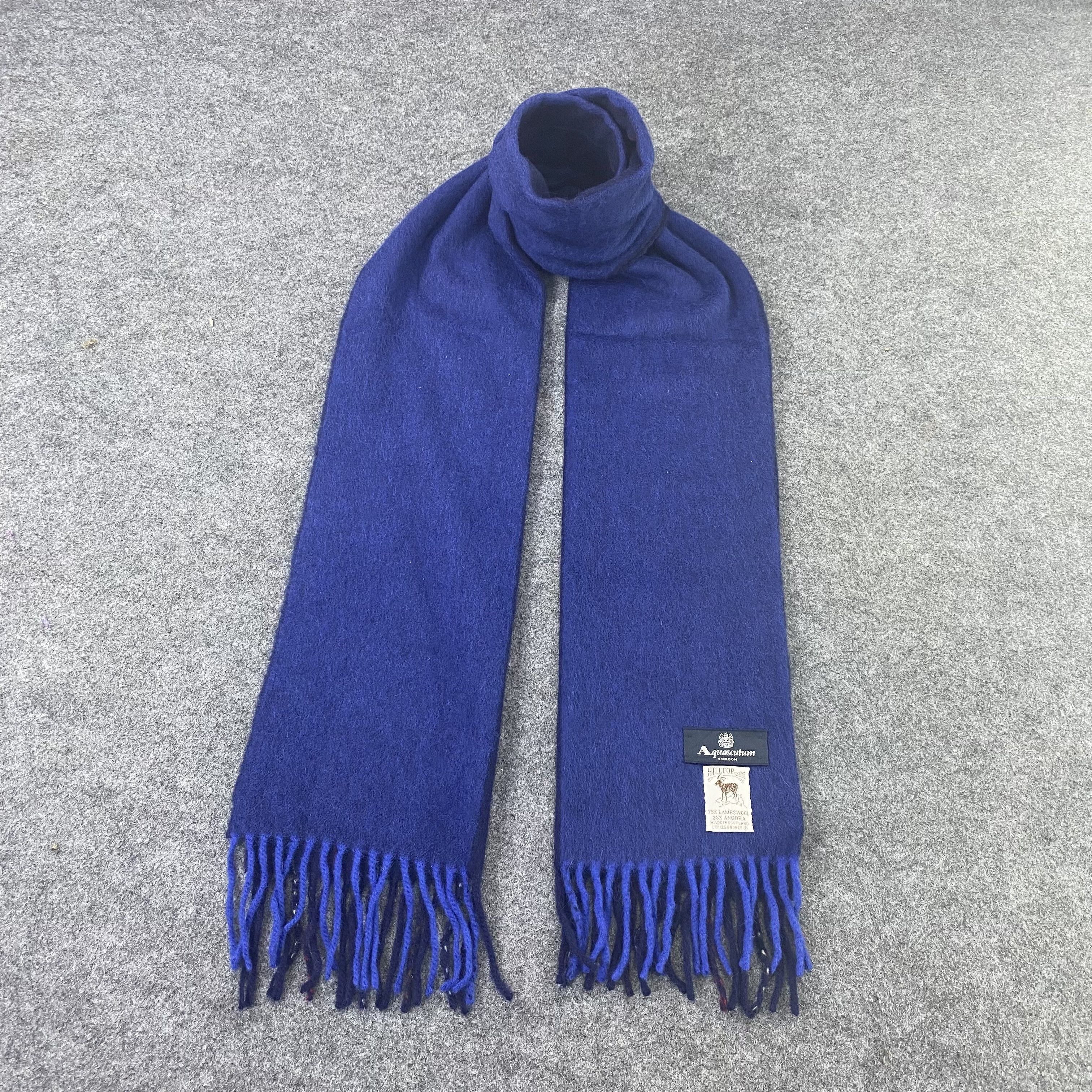 Aquascutum Aquascutum Scarf/Muffler/Neckwear -T1100 Size ONE SIZE - 1 Thumbnail