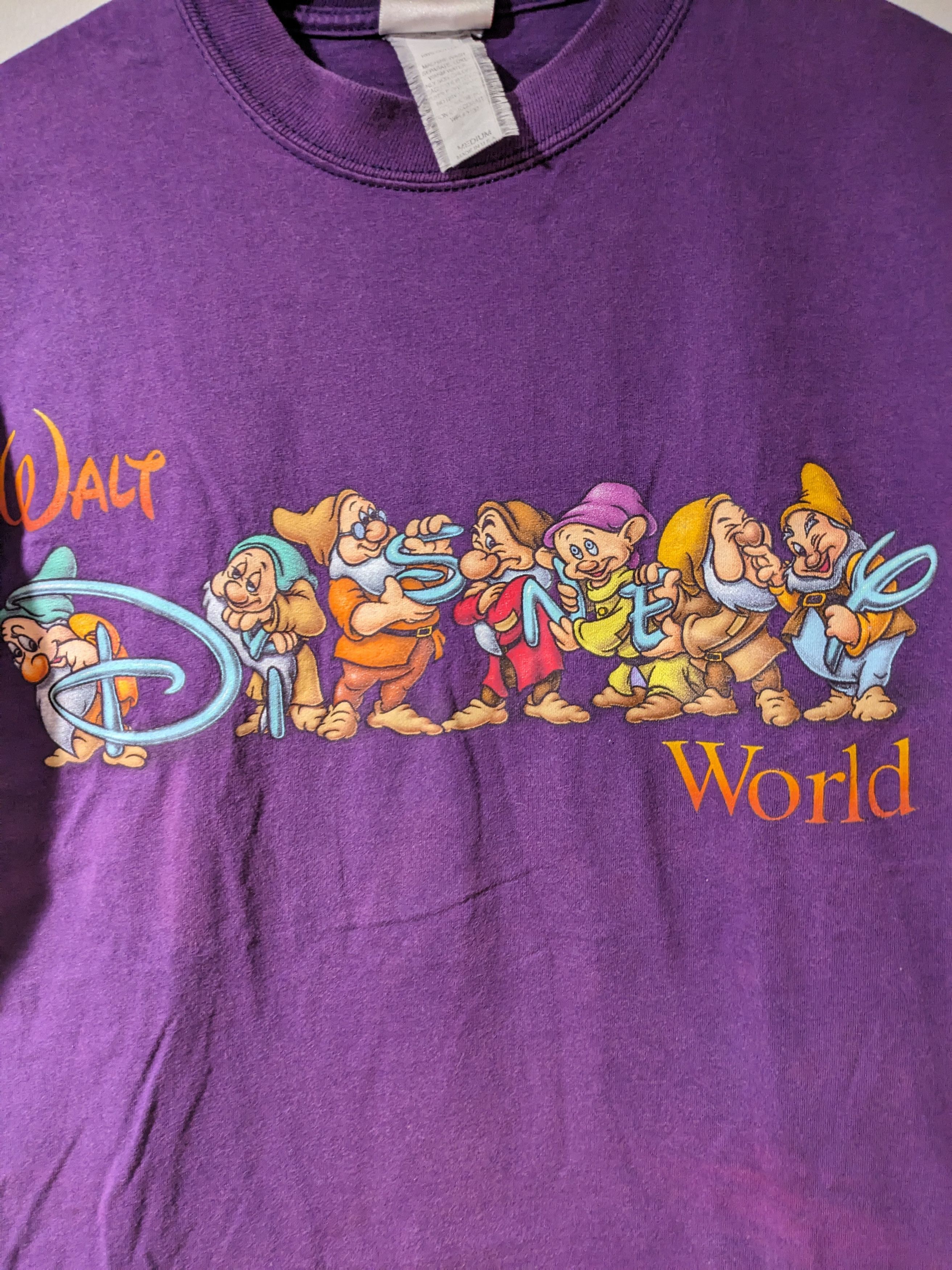 Disney × Mickey Inc × Vintage Vintage 90s Walt Disney World White Seven Dwarfs T-Shirt Size US M / EU 48-50 / 2 - 2 Thumbnail