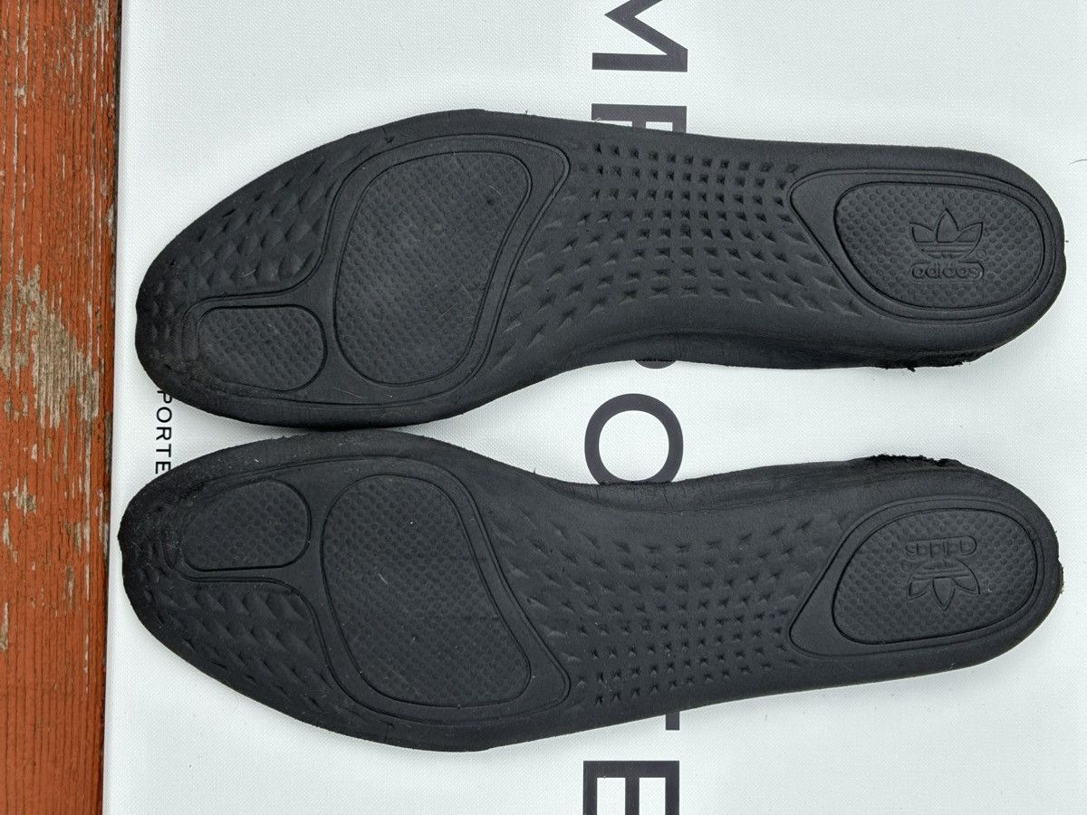 Adidas Yeezy 350 ‘pirate blacks’ Size US 9.5 / EU 42-43 - 10 Thumbnail