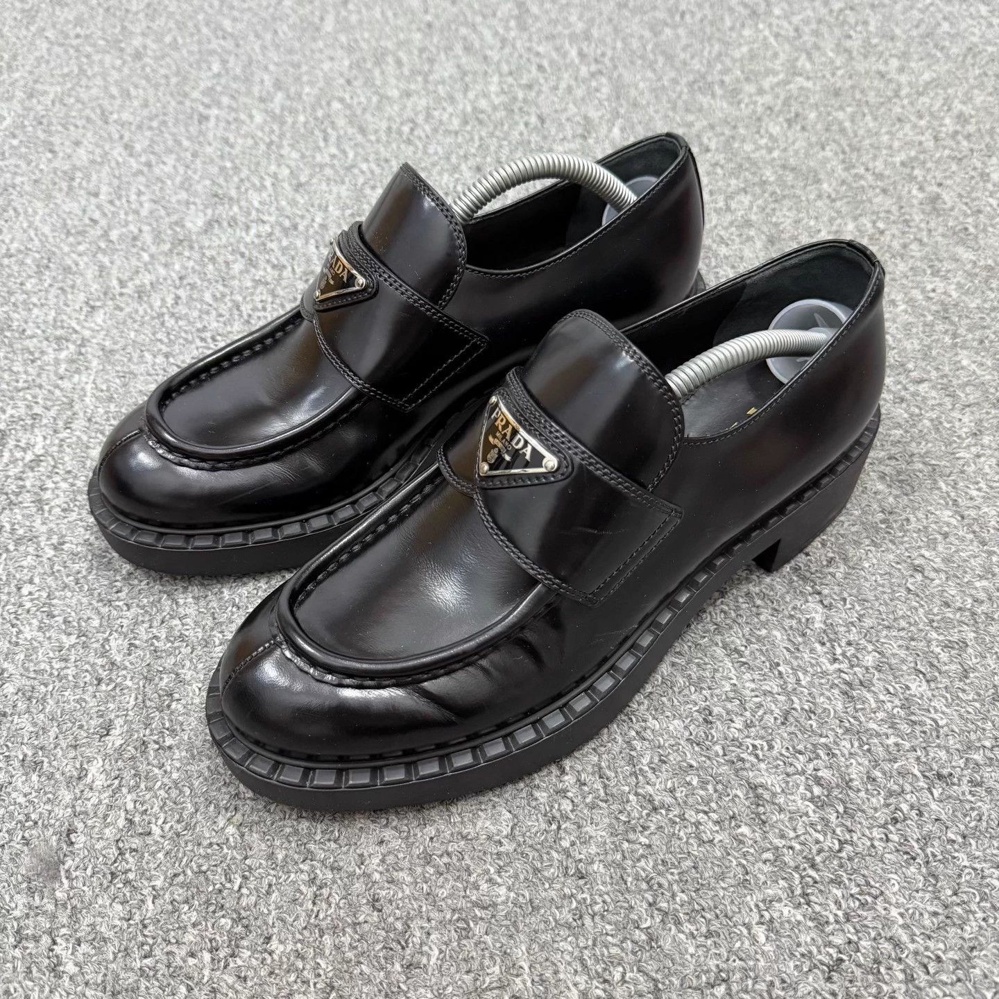 Prada Prada Black Triangle Logo Loafers 38 Size US 7 / IT 37 - 1 Thumbnail