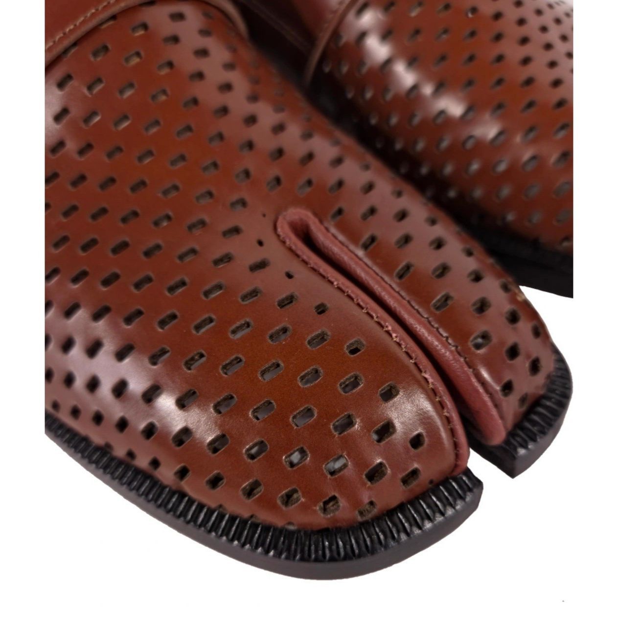 Maison Margiela Maison Margiela Tabi Perforated Loafers US 7 EU 37 Womens Size US 7 / IT 37 - 3 Thumbnail