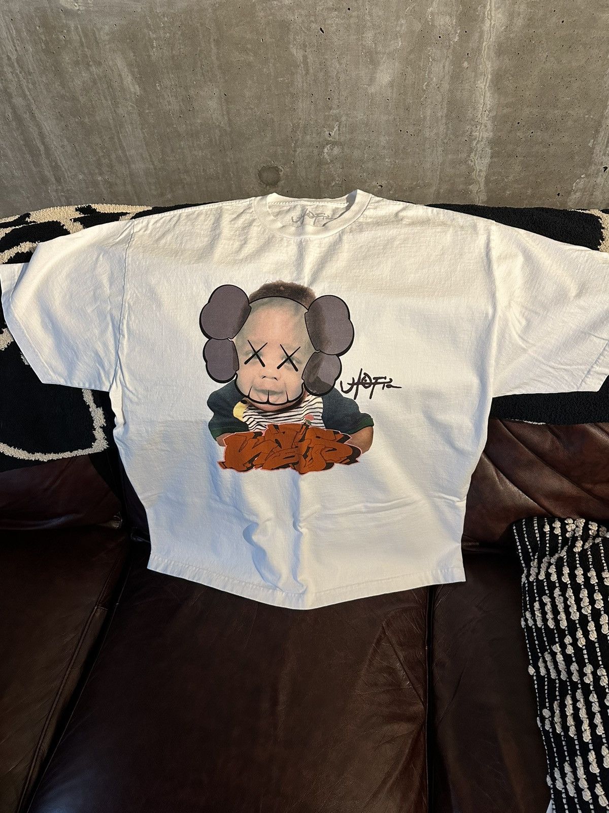 travis scott kaws shirt