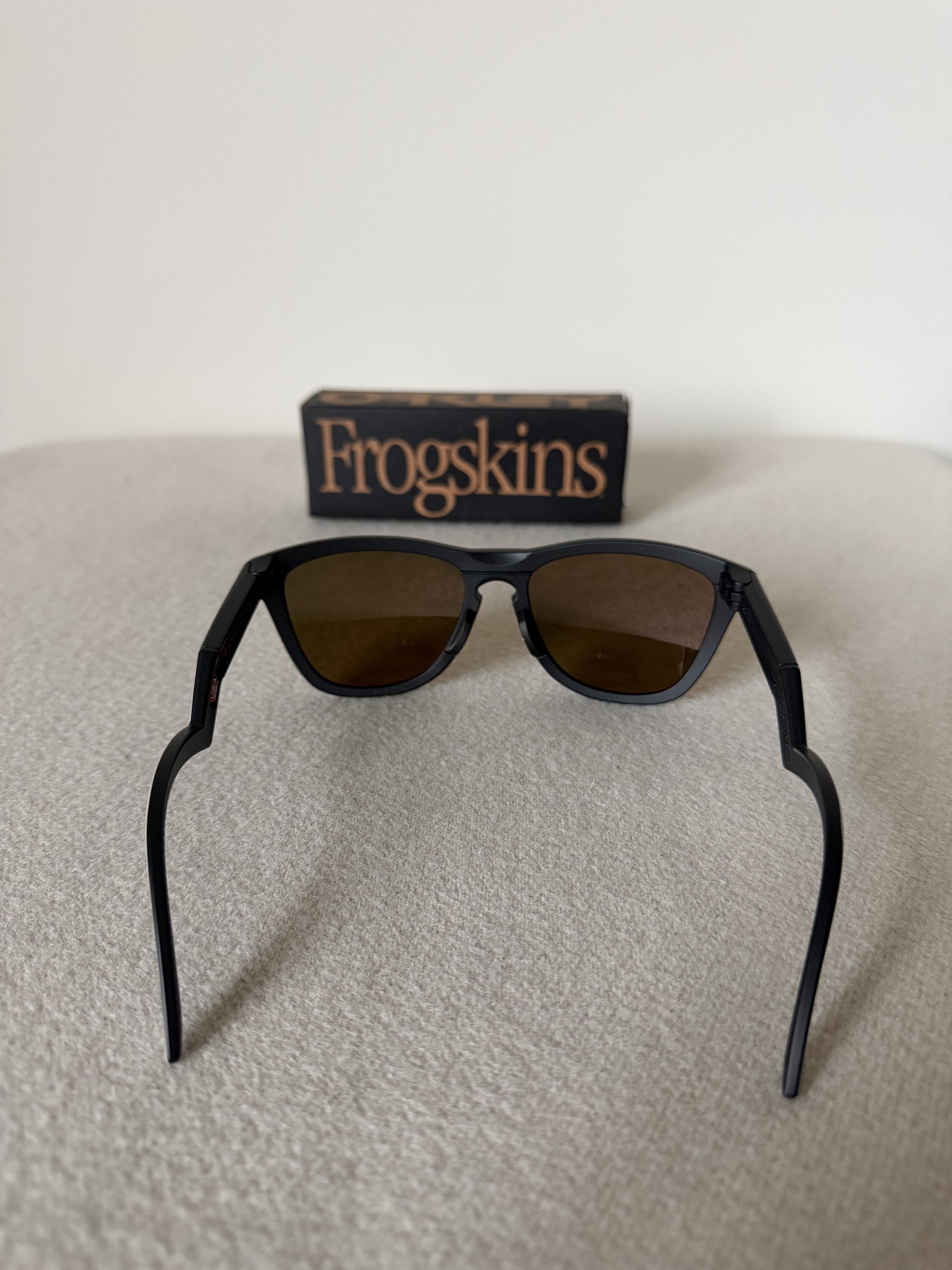 Oakley Oakley Albino & Preto Frogskin Sunglasses in Matte Black Size ONE SIZE - 5 Thumbnail