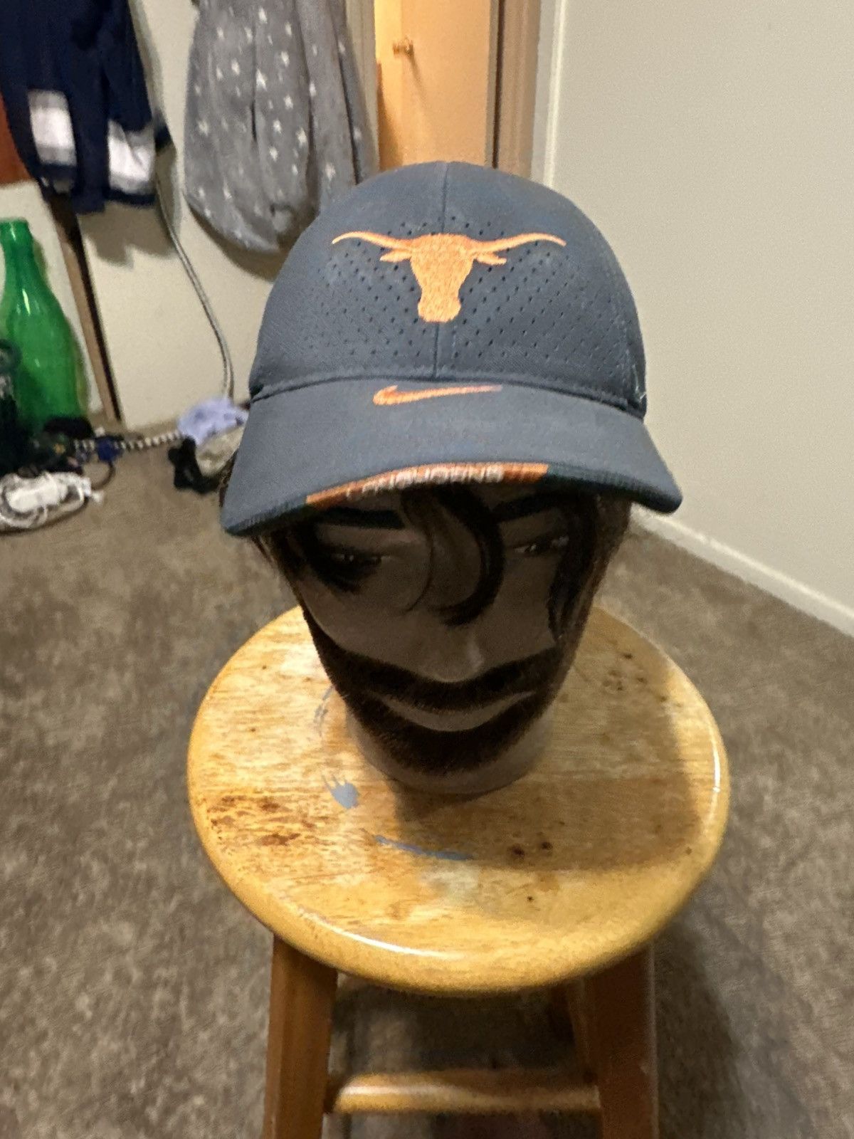NCAA Vintage NCAA Nike Texas Longhorns “triple grey” hat 00s Size ONE SIZE - 1 Thumbnail