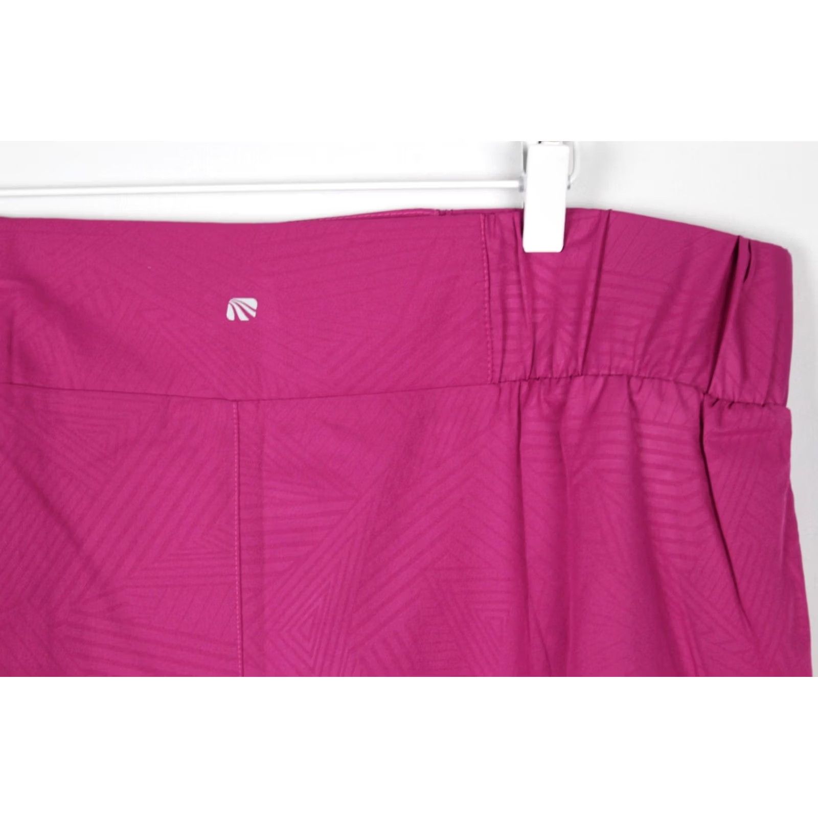 Vintage Marika Women's Kylie Shorts 3 inch XXL Festival Fuchsia Shorts Women XXL Festival Fuchsia Size 40" / US 18 - 3 Thumbnail