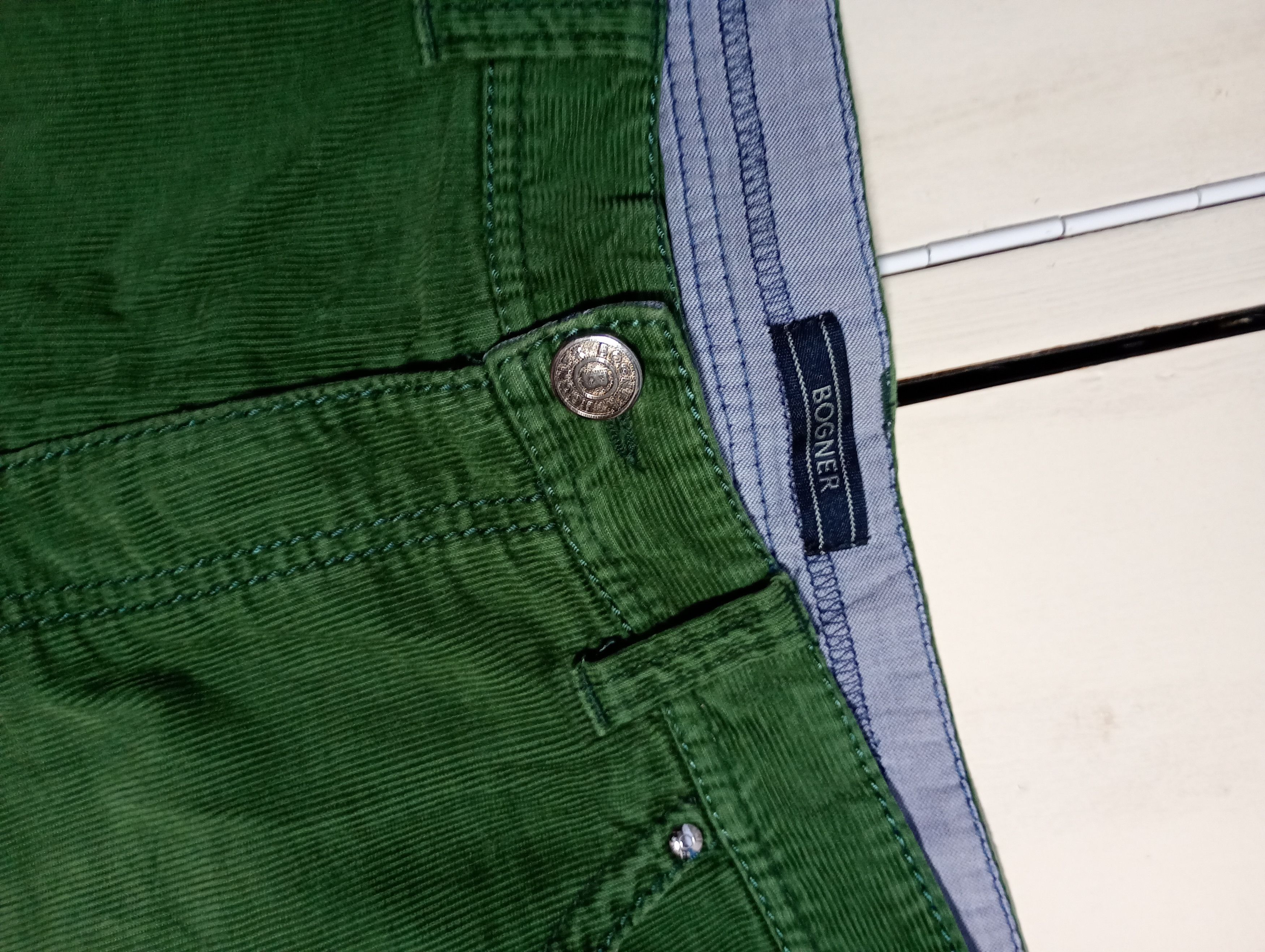 Bogner Bogner Corduroy Pants Vintage Size US 40 / EU 56 - 8 Thumbnail