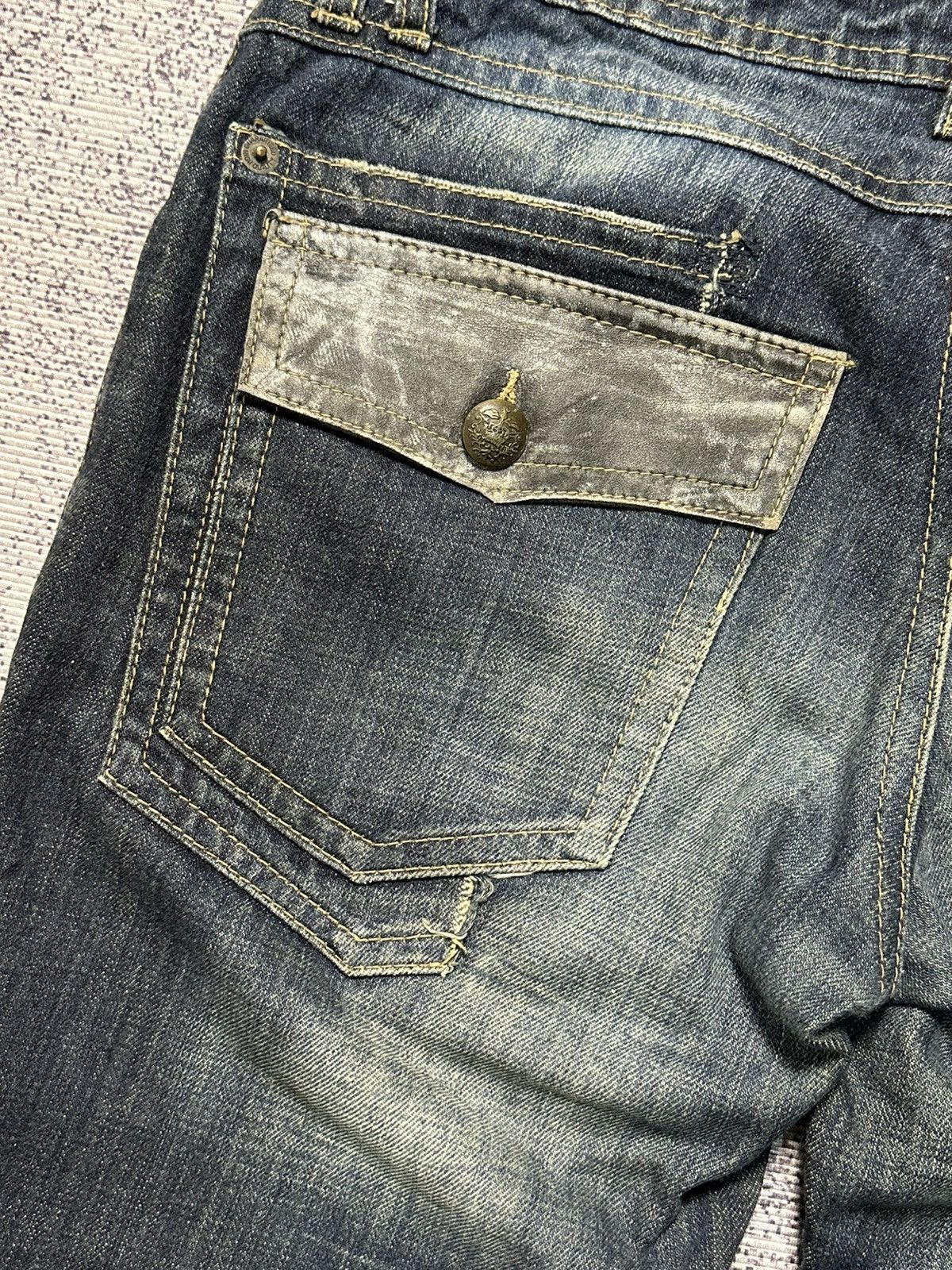 GOSTAR DE FUGA 2000s Flare Fuga Black Stone Washed Denim Jeans Size US 36 / EU 52 - 18 Thumbnail