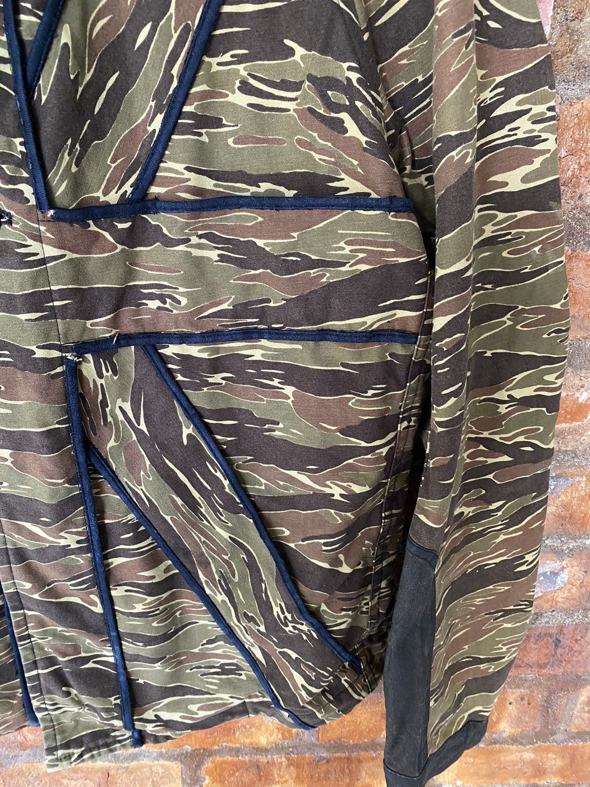 Japanese Brand 1990s MILKBOY Union Jack camo Military Jacket Size US L / EU 52-54 / 3 - 8 Thumbnail