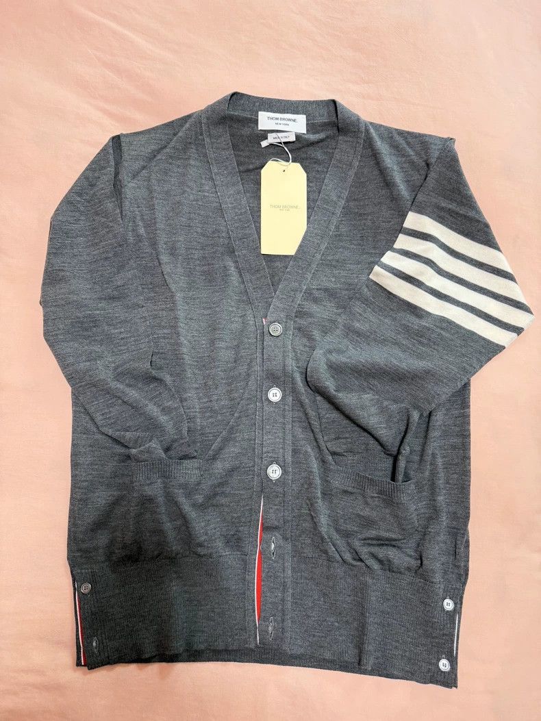 Thom Browne Thom Browne size3 a cardigan sweater Size US L / EU 52-54 / 3 - 1 Thumbnail