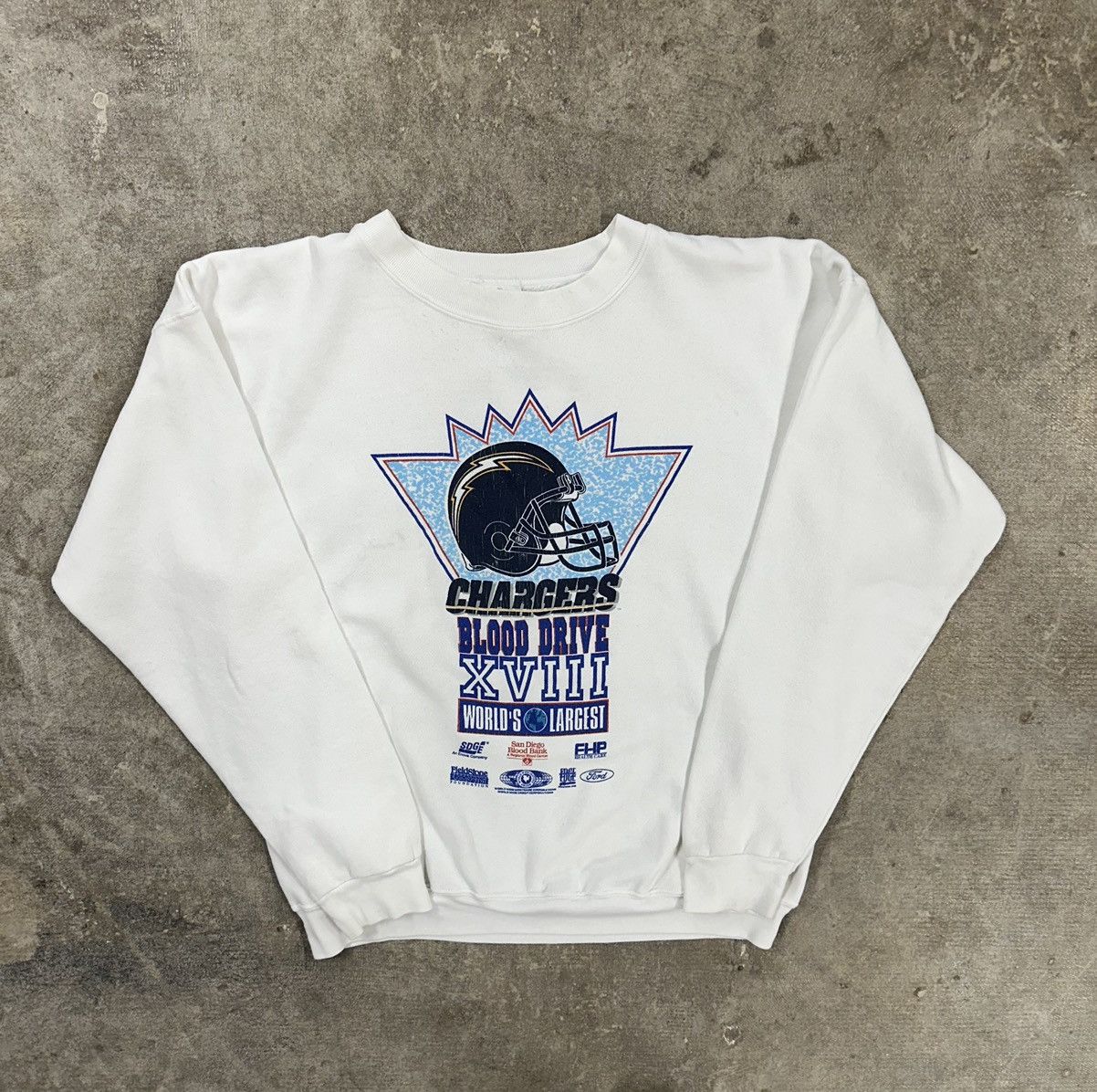 Vintage Vintage 90s San Diego Chargers Blood Drive NFL Sweatshirt Size US M / EU 48-50 / 2 - 1 Thumbnail