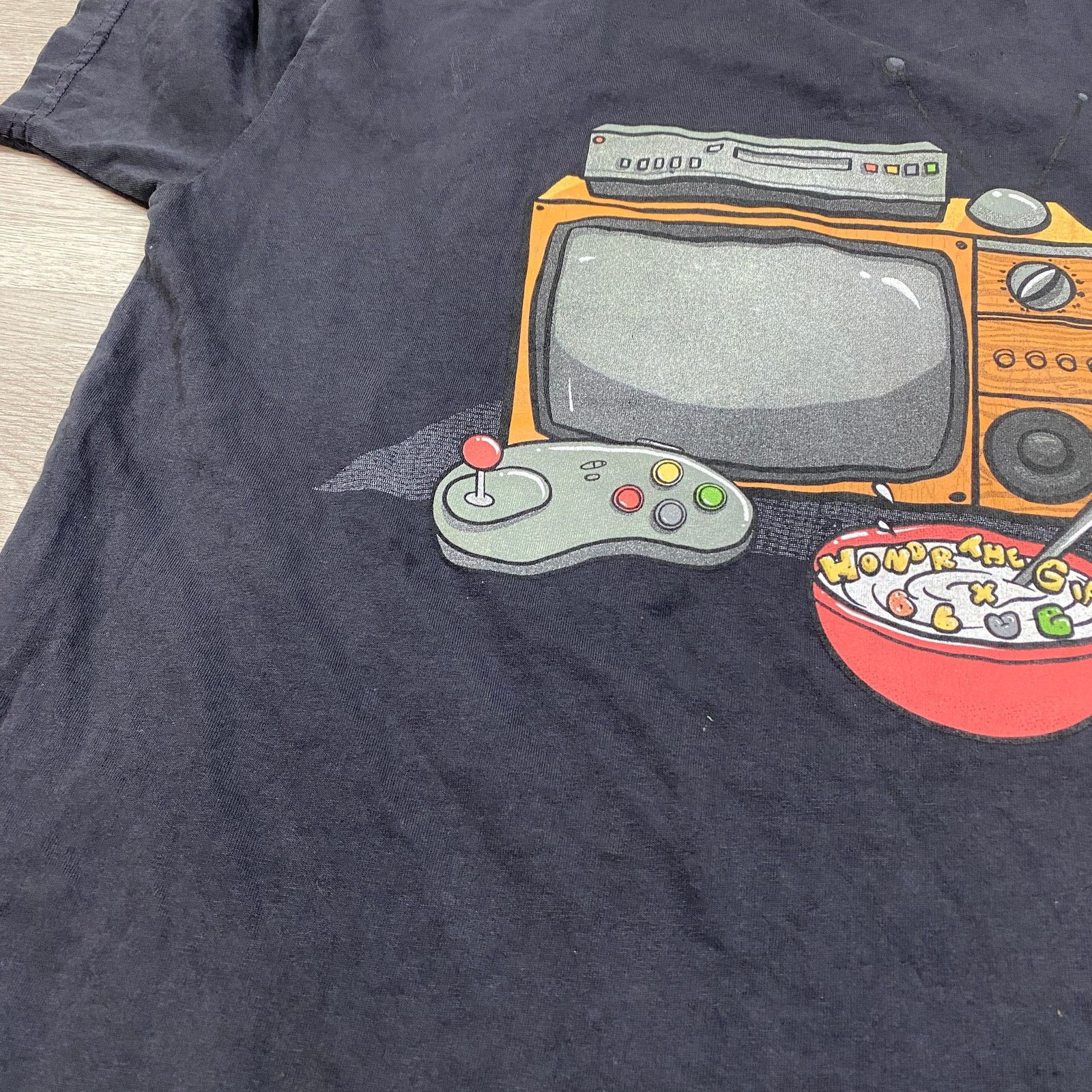 Complex × Honor the Gift Honor the Gift x Blue The Great ComplexCon TV Gamer Shirt Sm Size US S / EU 44-46 / 1 - 8 Thumbnail