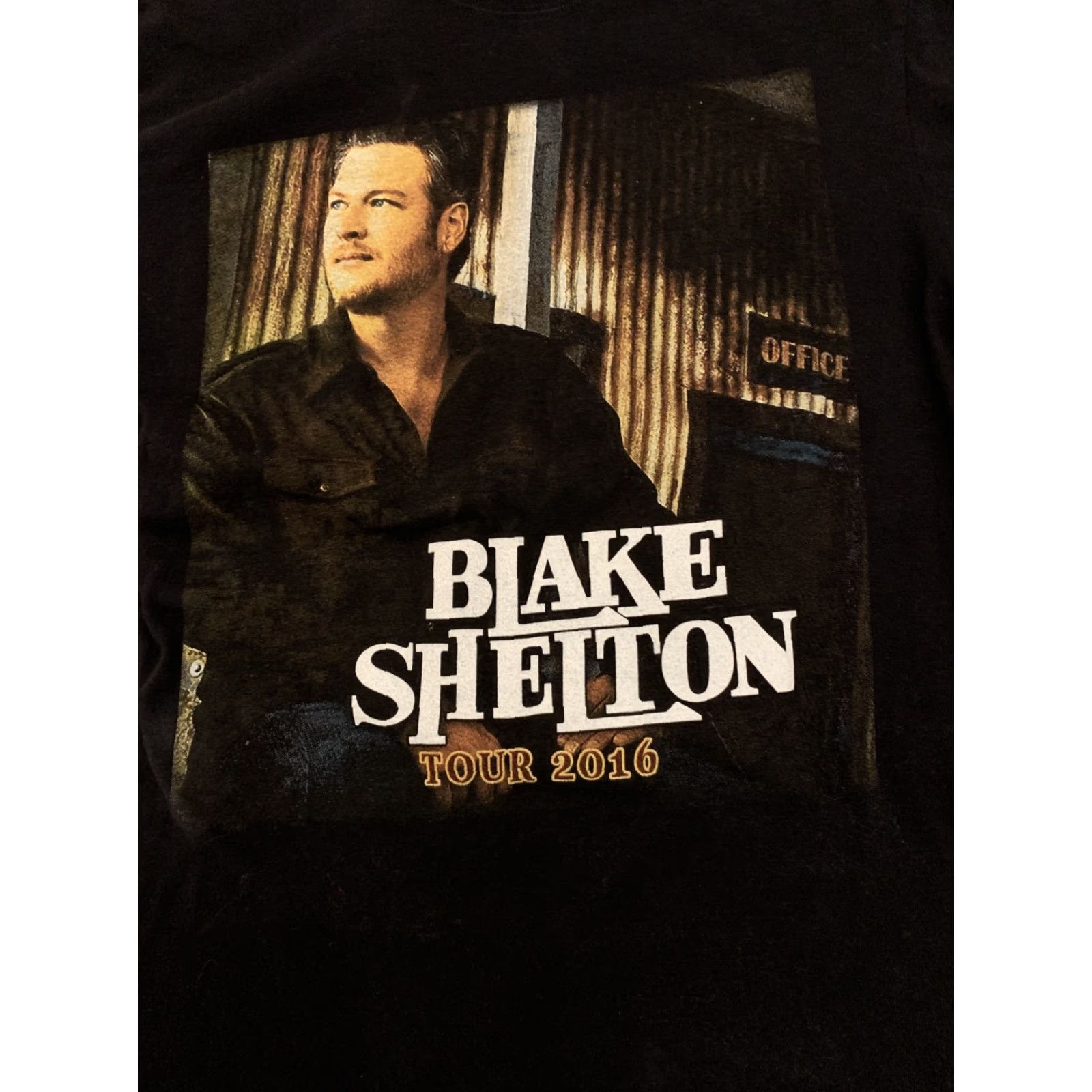 Vintage Blake Shelton Concert T-Shirt 2016 Tour Chris Janson Mens Medium Black Graphic Tee Size US M / EU 48-50 / 2 - 2 Thumbnail