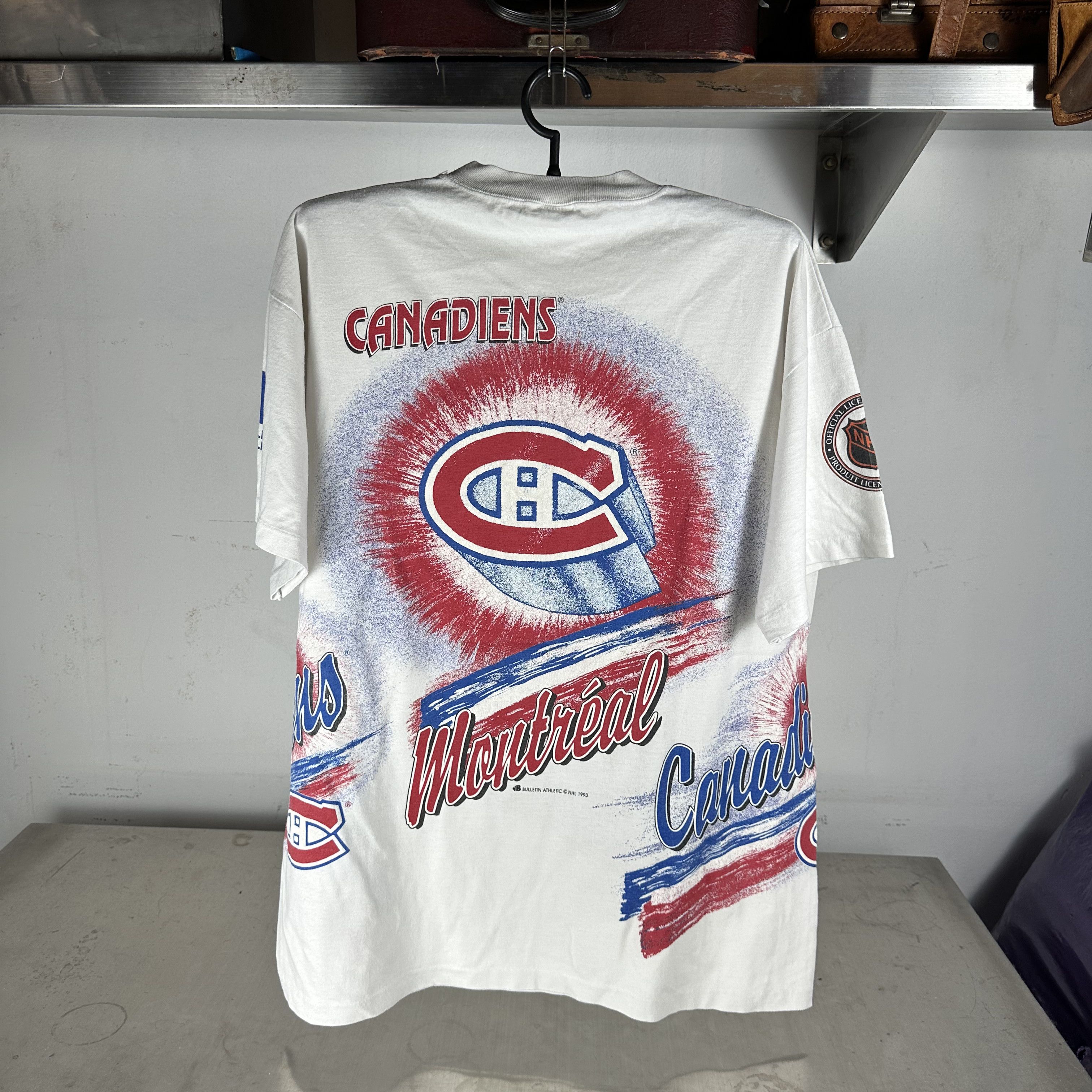 Vintage 1993 Montreal Canadiens Bulletin Athletic AOP NHL T-shirt Size US XL / EU 56 / 4 - 3 Thumbnail