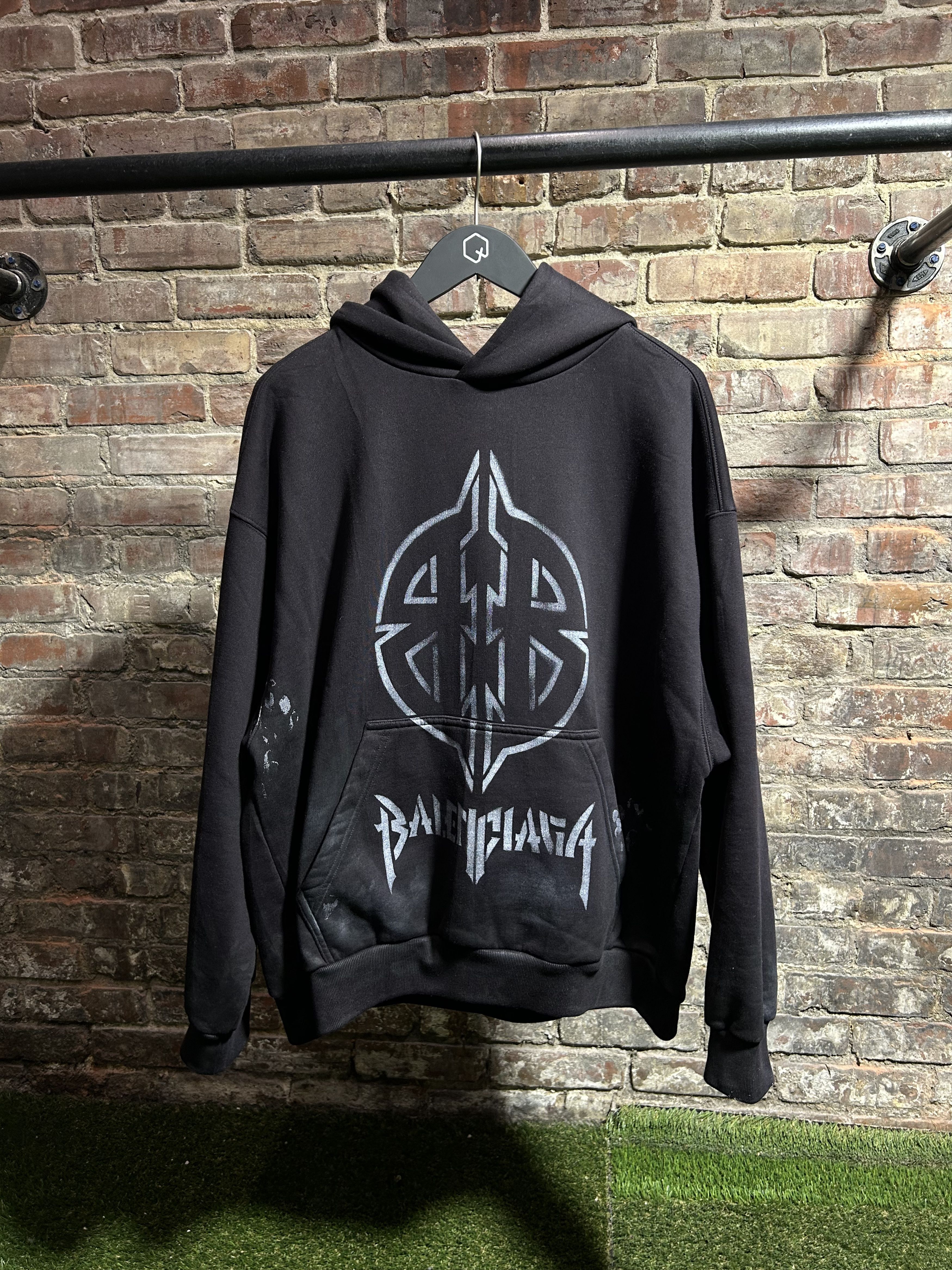 Balenciaga Balenciaga BB Stencil Hoodie Size US M / EU 48-50 / 2 - 1 Thumbnail