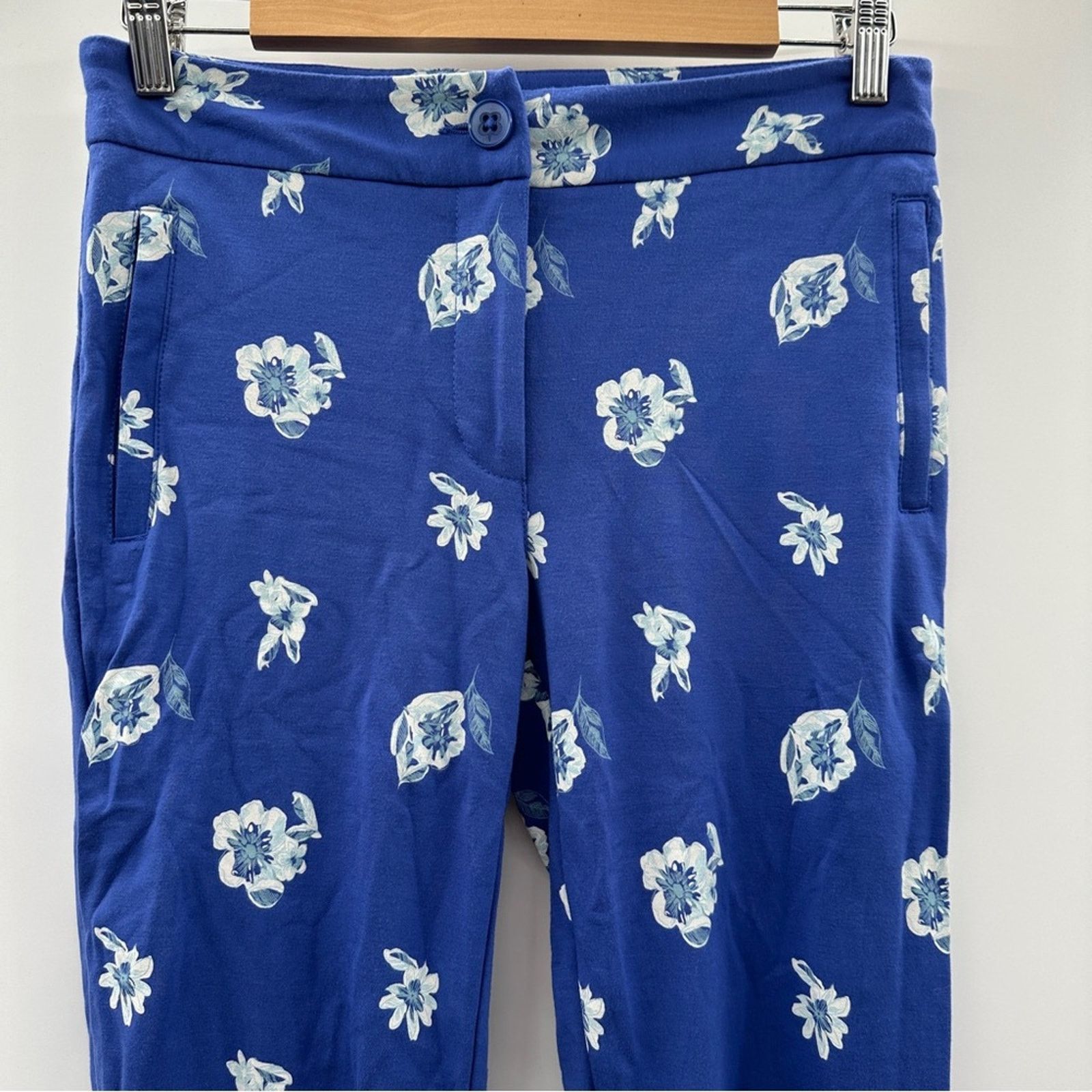 Betabrand Betabrand Blue & White Floral Bootcut Stretch Pants Size S Size 27" / US 4 / IT 40 - 2 Thumbnail