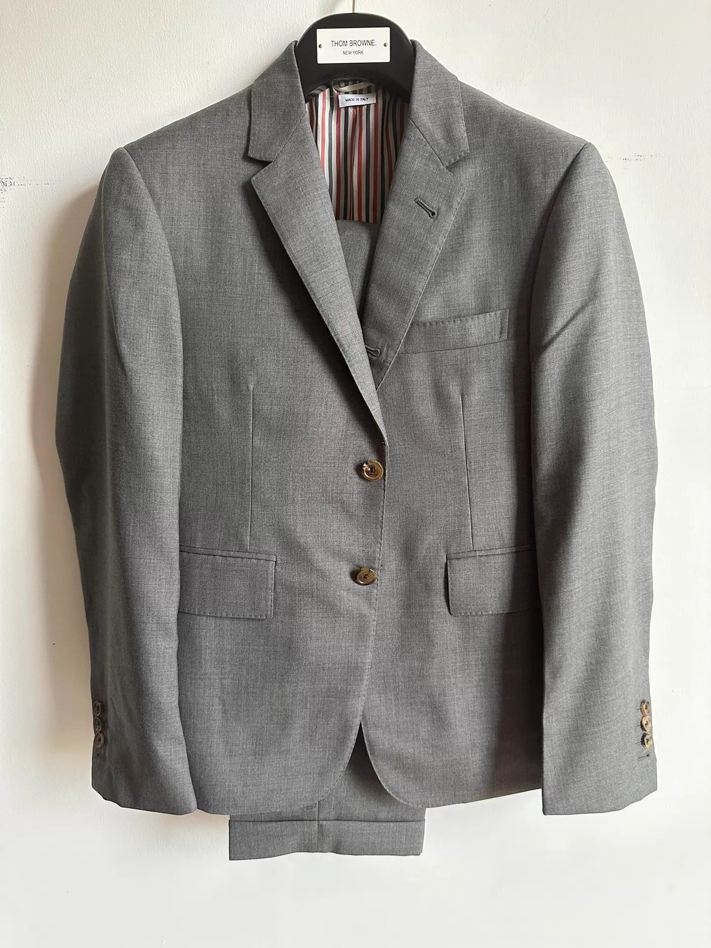 Thom Browne Thom Browne Classic Suit Mid Gray Size 0 100% Wool Size US XS / EU 42 / 0 - 1 Thumbnail