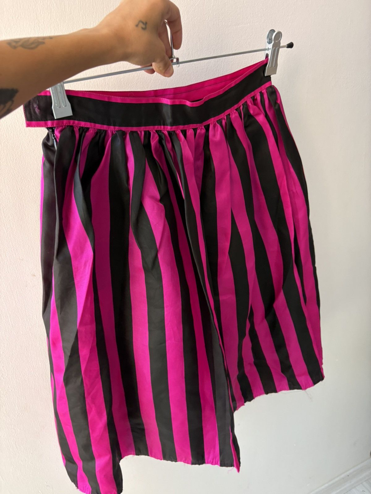 Vintage Angelo Tarlazzi silk skirt Size 25" / US 0 / IT 36 - 8 Thumbnail