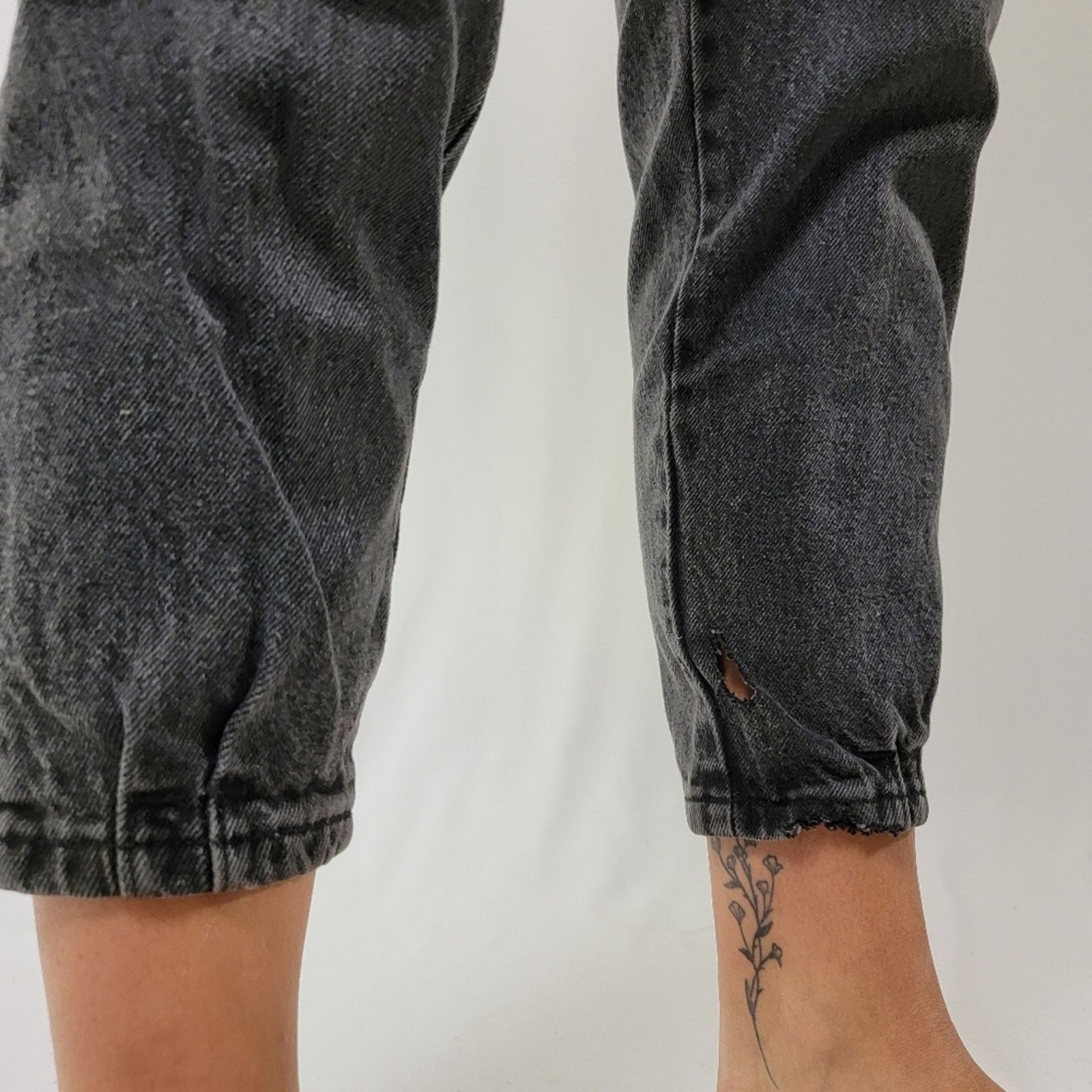 Vintage Vintage USA High Rise Mom Jeans By Chic Size 28" / US 6 / IT 42 - 7 Thumbnail