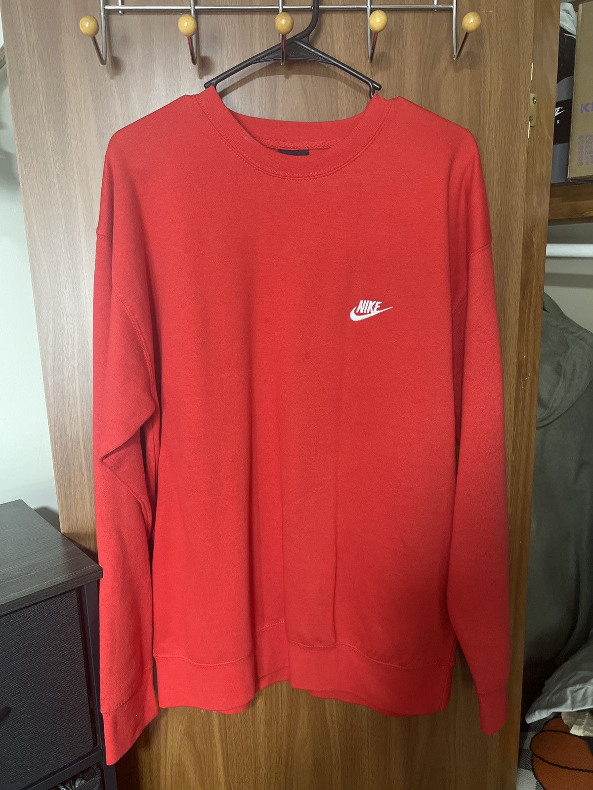 Nike Red Nike Crewneck Size US L / EU 52-54 / 3 - 1 Thumbnail