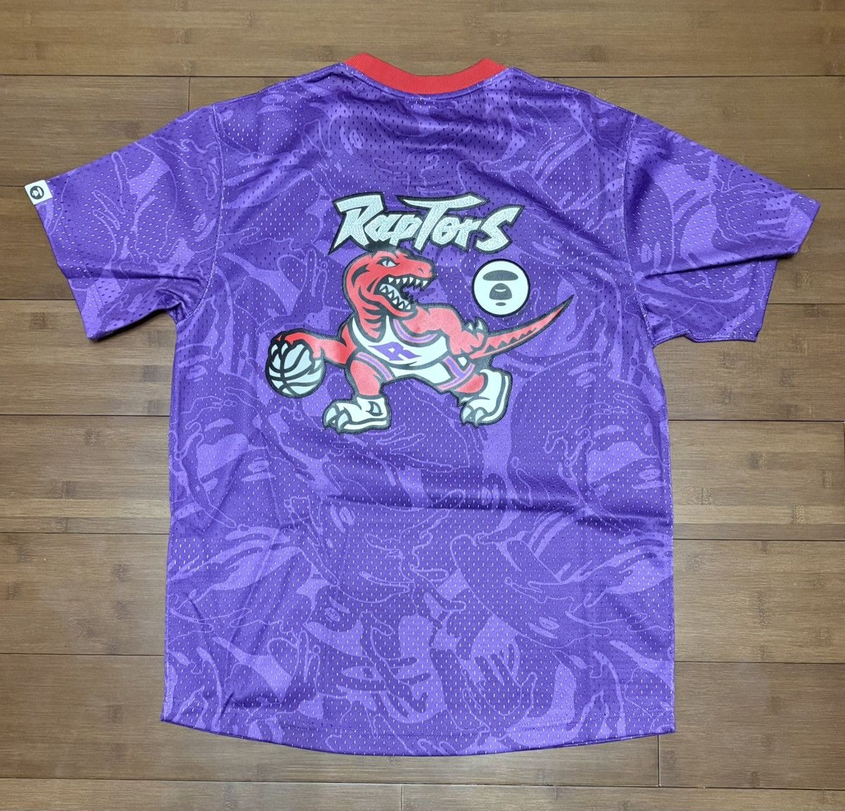 Bape × Mitchell & Ness × NBA Aape Toronto Raptors NBA Jersey Size US XL / EU 56 / 4 - 2 Thumbnail