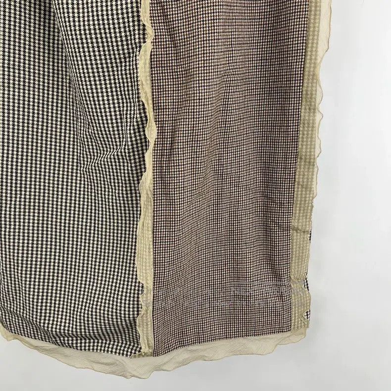 Fendi Fendi Three-dimensional lace checkered skirt Size 42" / US 20 - 5 Thumbnail