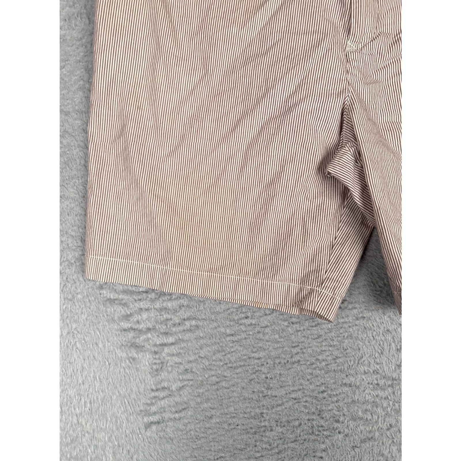Tommy Hilfiger Tommy Hilfiger Shorts Mens 38 Red Striped Chino Pleated 9 Inseam Casual Size US 38 / EU 54 - 3 Thumbnail