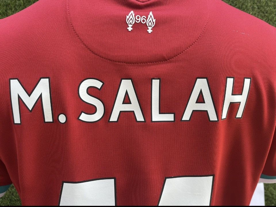 Nike Liverpool jersey salah Size US S / EU 44-46 / 1 - 5 Thumbnail