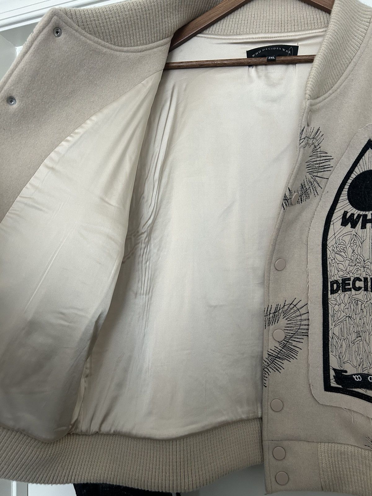 Who Decides War Who decides war varsity namesake jacket bomber Size US XXL / EU 58 / 5 - 13 Thumbnail