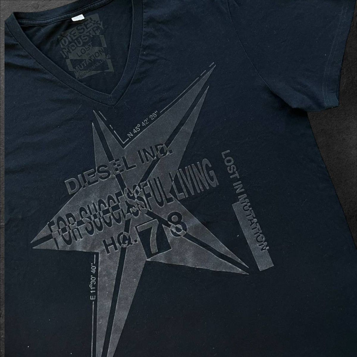 Diesel × Vintage Diesel Industry Lost In Mutation For successful living Tee Size US XL / EU 56 / 4 - 6 Thumbnail