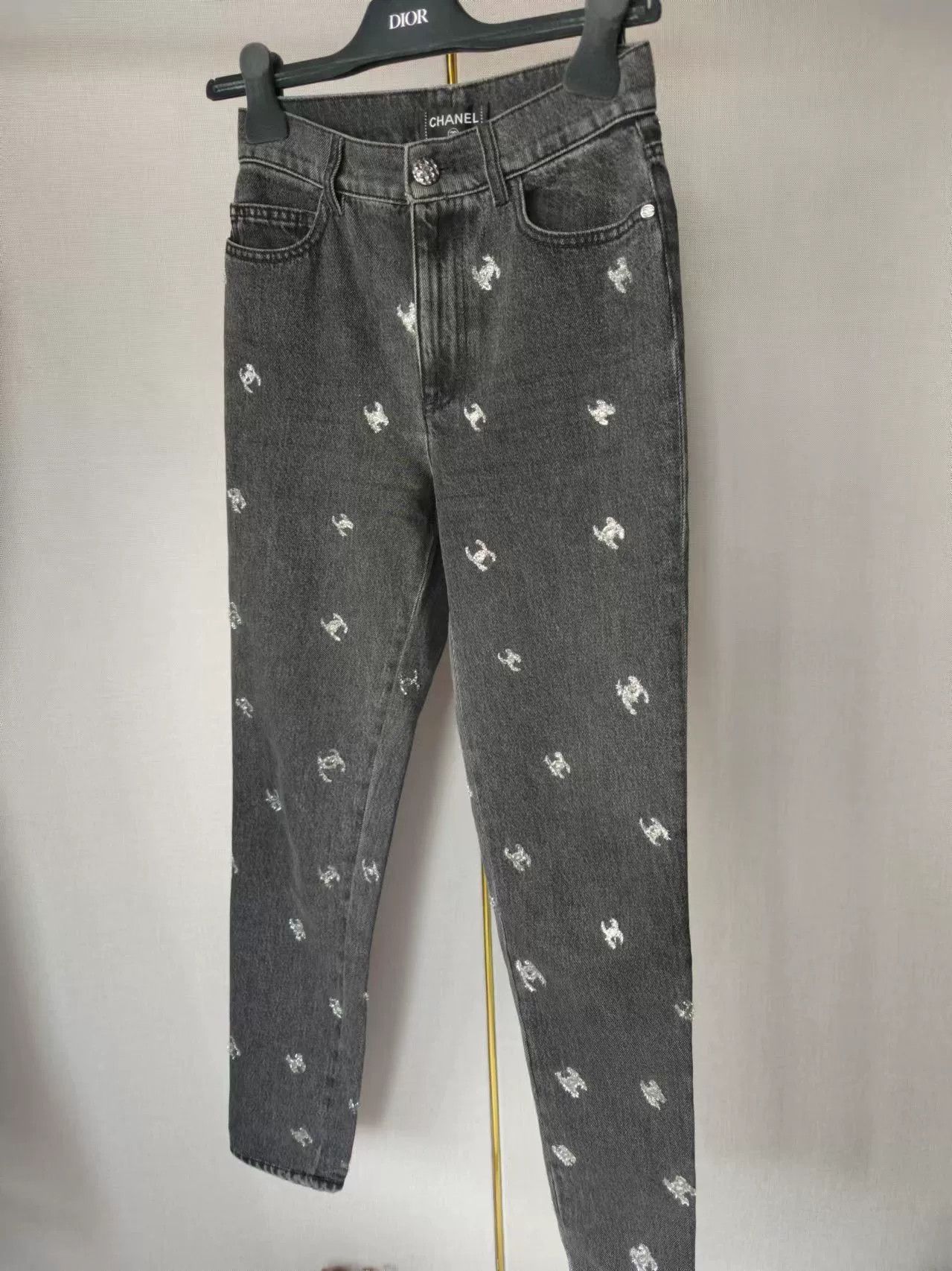 Chanel Chanel Women's Jeans Size 28" / US 6 / IT 42 - 1 Thumbnail