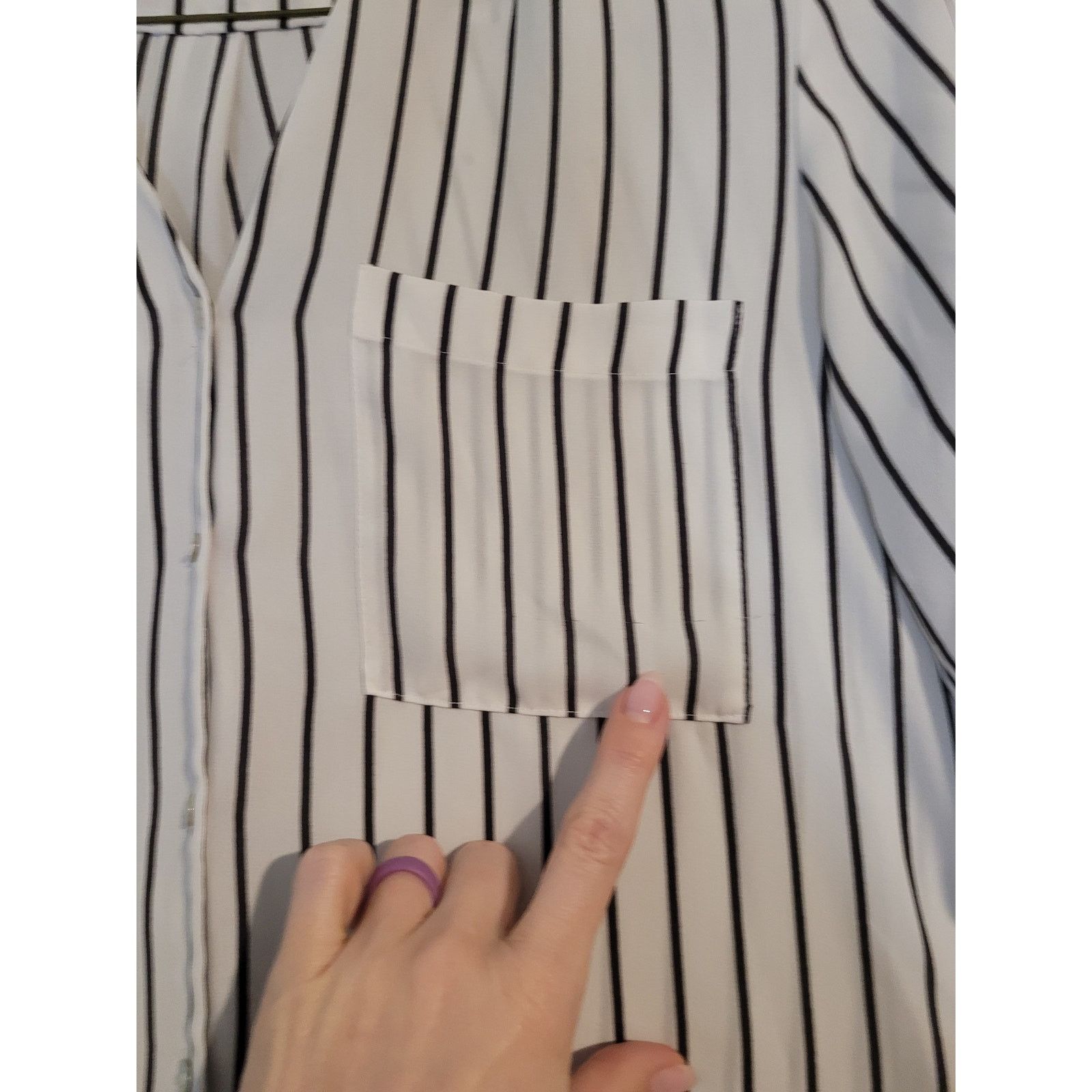 H&M H&M Striped Button Up Blouse Size 6 Roll Tab EUC Size M / US 6-8 / IT 42-44 - 12 Thumbnail