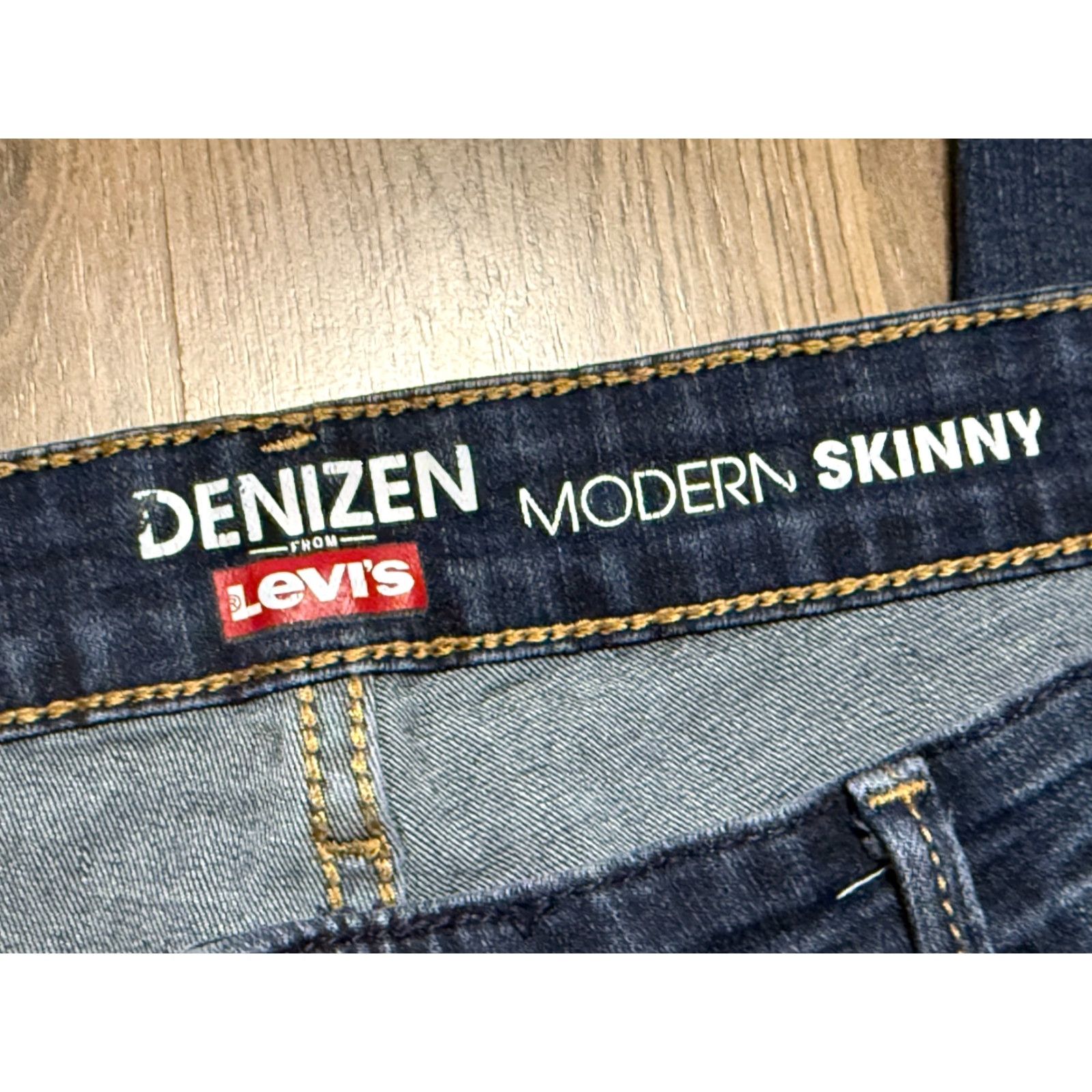 Levi's Levi's Jeans Women 16M Blue Denim Modern Skinny Denizen Regular Rise 5-Pocket Stretch Inseam 27in XS? Size 38" / US 16 / IT 52 - 4 Thumbnail