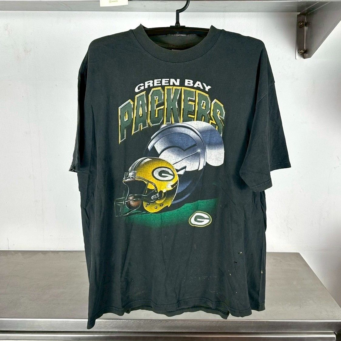 Vintage Vintage 90s Green Bay Packers Football NFL XL T-Shirt Size US XL / EU 56 / 4 - 1 Thumbnail