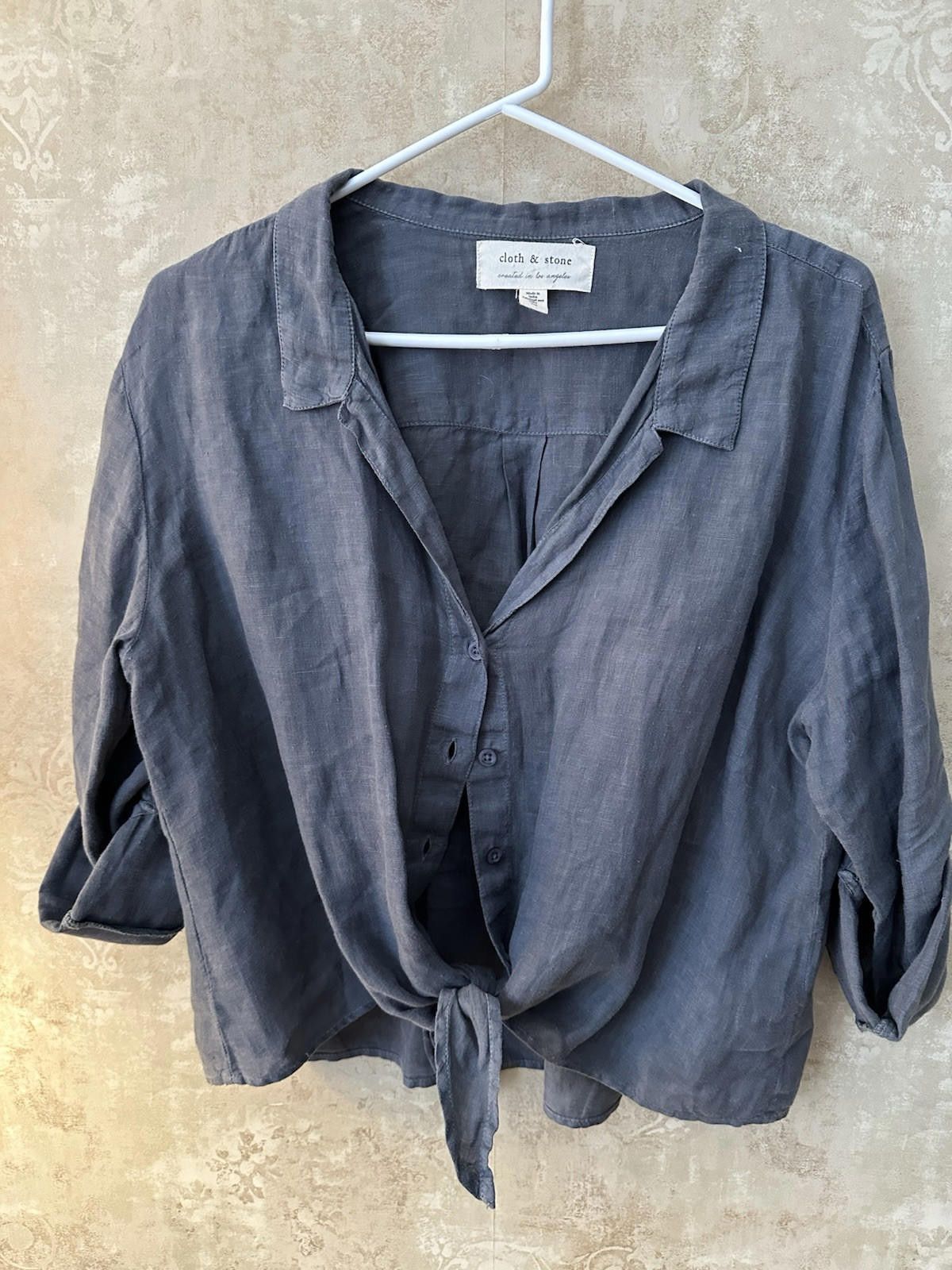 Designer Cloth and Stone button down size medium 100% Linen Size M / US 6-8 / IT 42-44 - 1 Thumbnail