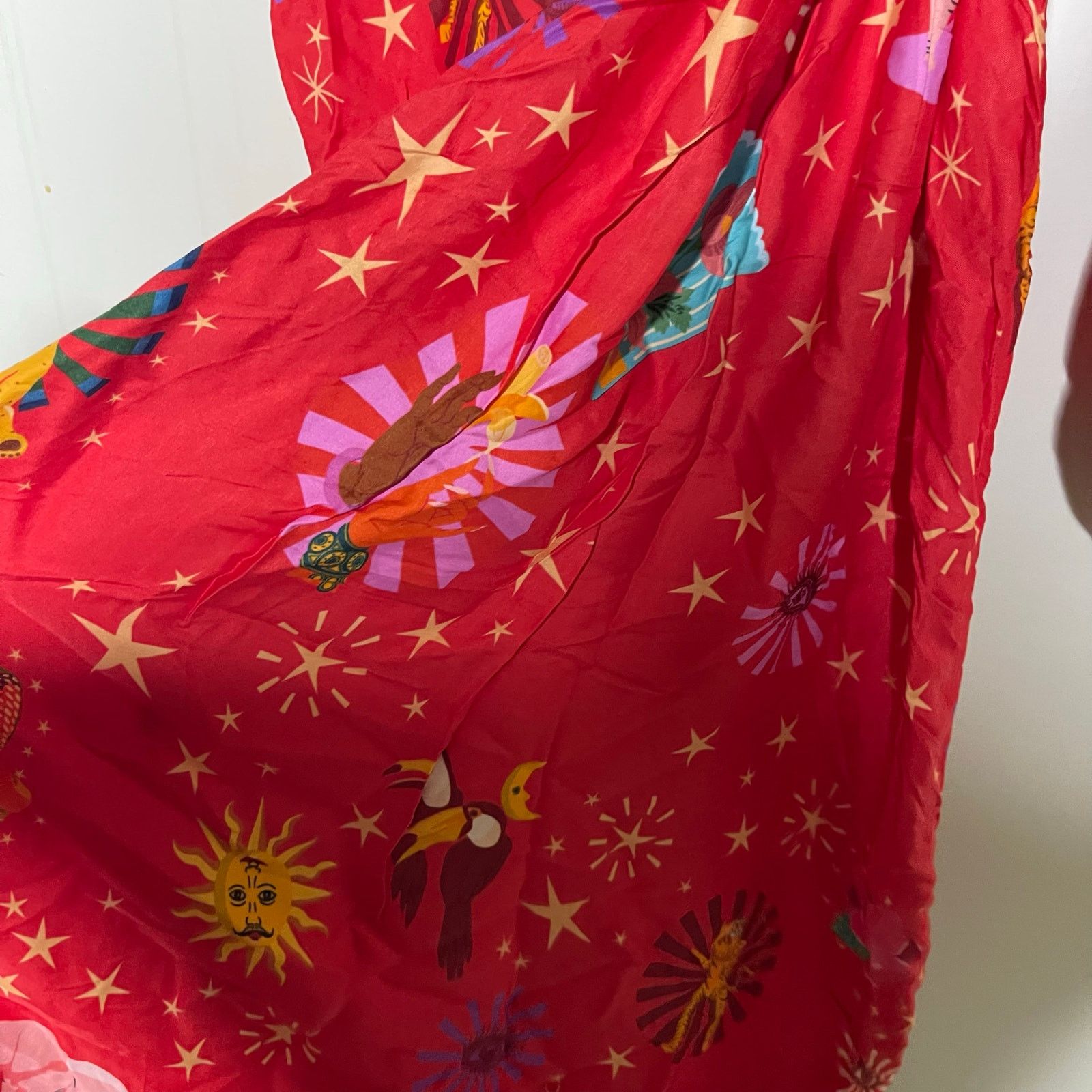 Farm Rio Farm Rio Lotus Star Front Twisted Midi Red Dress sz S Size S / US 4 / IT 40 - 8 Thumbnail
