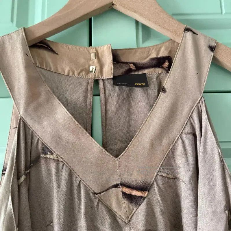 Fendi Fendi Brown Cotton Women's T-Shirt Size XS . Size XS / US 0-2 / IT 36-38 - 5 Thumbnail