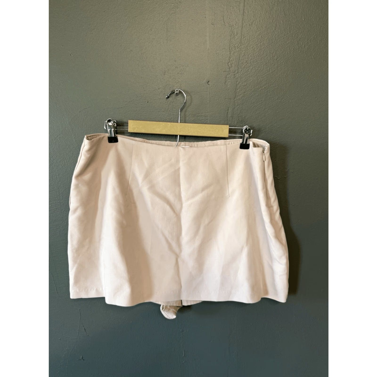 Abercrombie & Fitch Abercrombie & Fitch Womens Kahki Lined Pullon Skirt Stretch Size XL Size 40" / US 18 - 2 Thumbnail