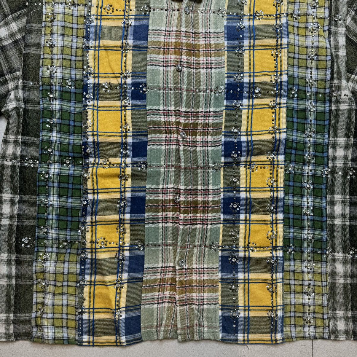 Vale Vale forever earth day flannel SIZE MEDIUM Size US M / EU 48-50 / 2 - 4 Thumbnail