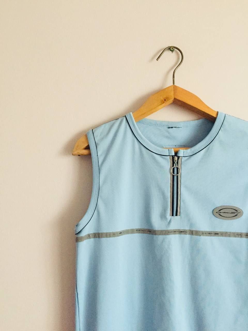 Oakley Oakley Tank top sleeveless Vintage Small Logo reflective Size US M / EU 48-50 / 2 - 6 Thumbnail