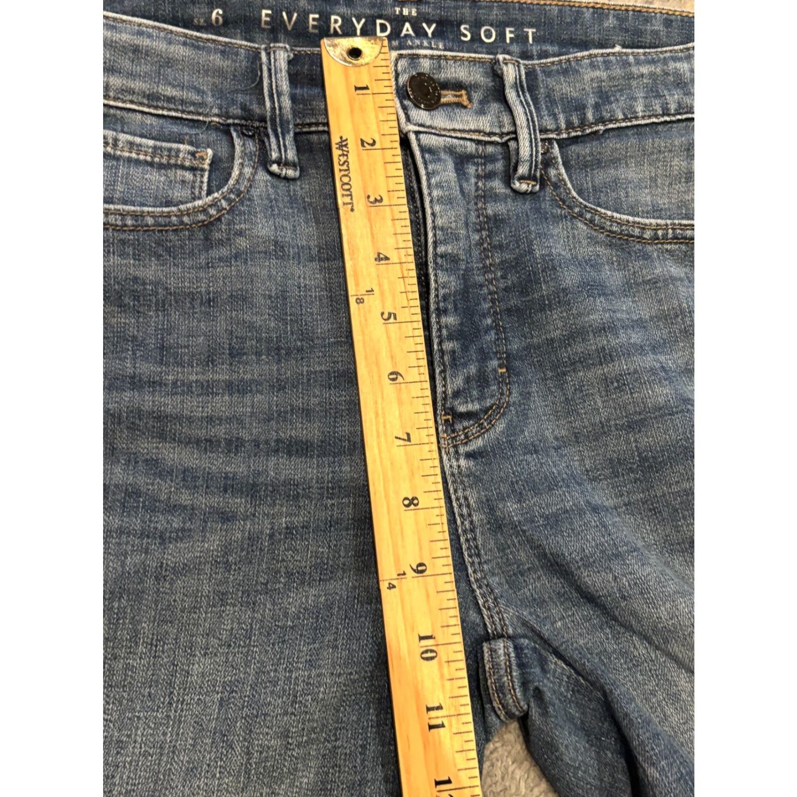 White House Black Market White House Black Market Jeans Womens 6 Blue Denim Slim Ankle Everyday Soft Size 28" / US 6 / IT 42 - 5 Thumbnail