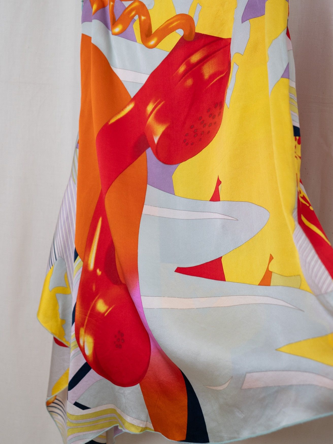 Christian Lacroix Christian Lacroix | Red landline phone Print Silk Skirt Size 27" / US 4 / IT 40 - 4 Thumbnail