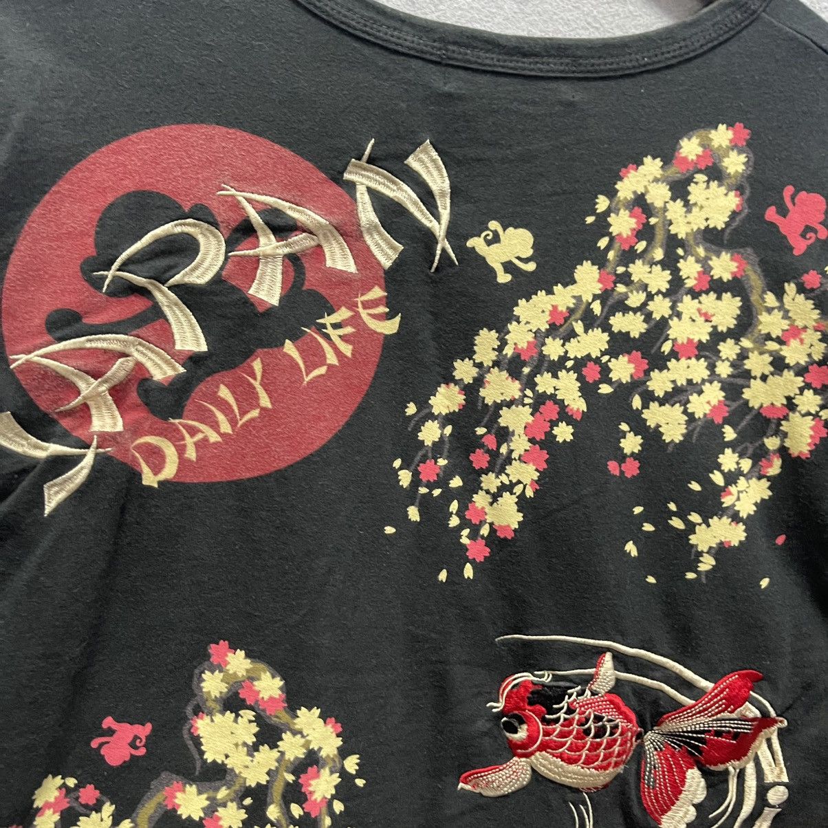 Japanese Brand Vintage Go-Coo!! “Japan Daily Life” Sakura & Koi Sweatshirt Size US S / EU 44-46 / 1 - 7 Thumbnail