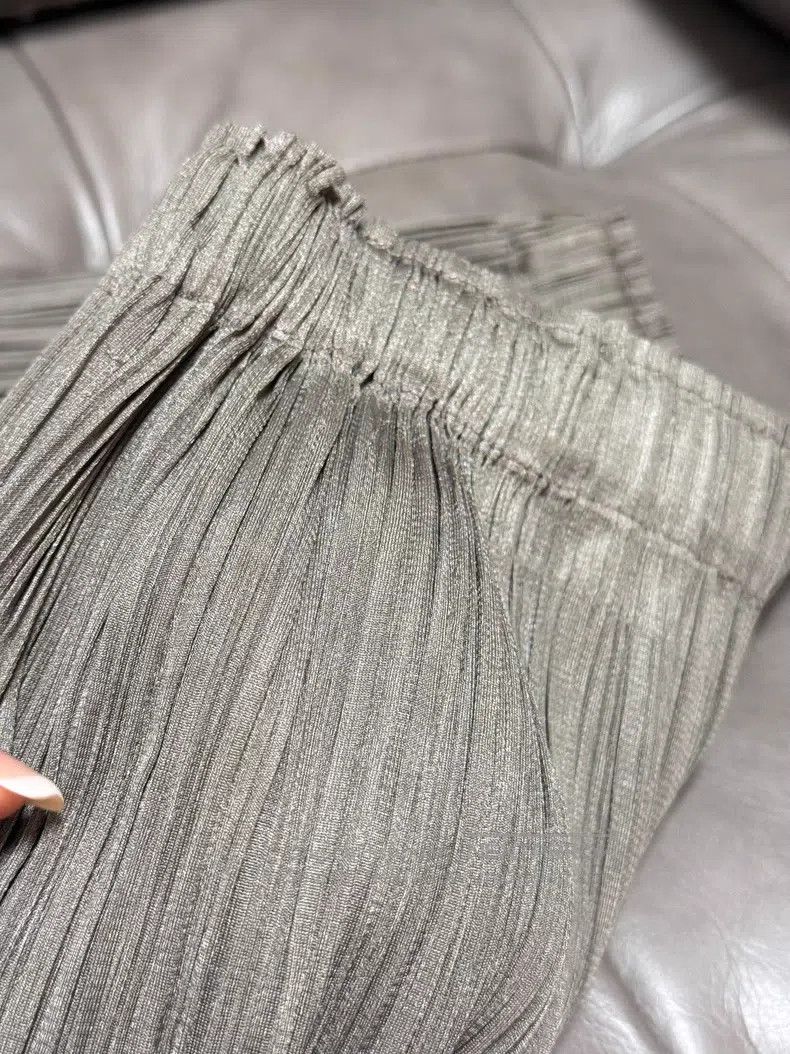 Issey Miyake Issey Miyake size:3 Military Green Cropped Pants Size 31" - 5 Thumbnail